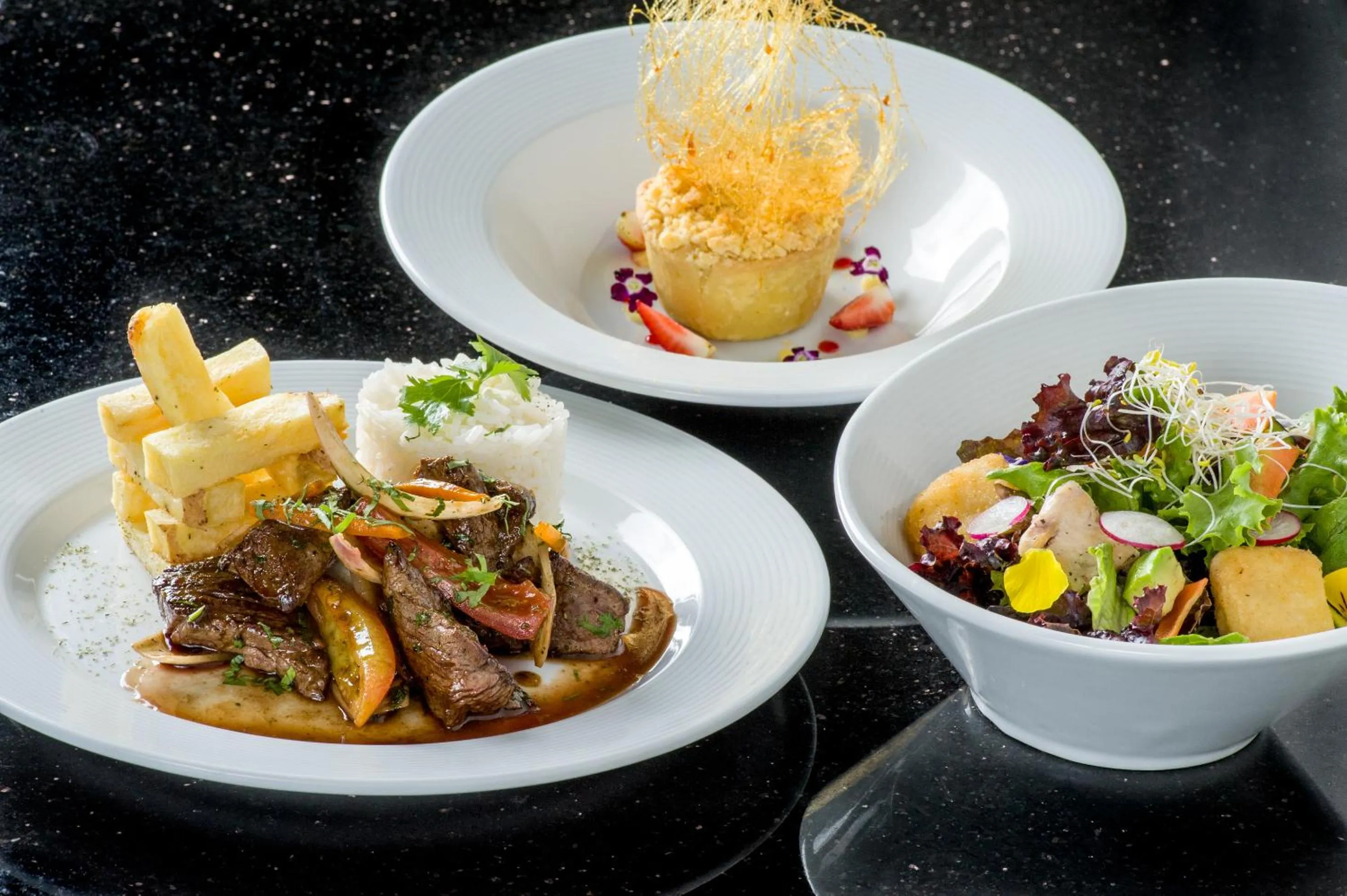 Restaurant/places to eat in Best Western Plus Urban Larco Hotel