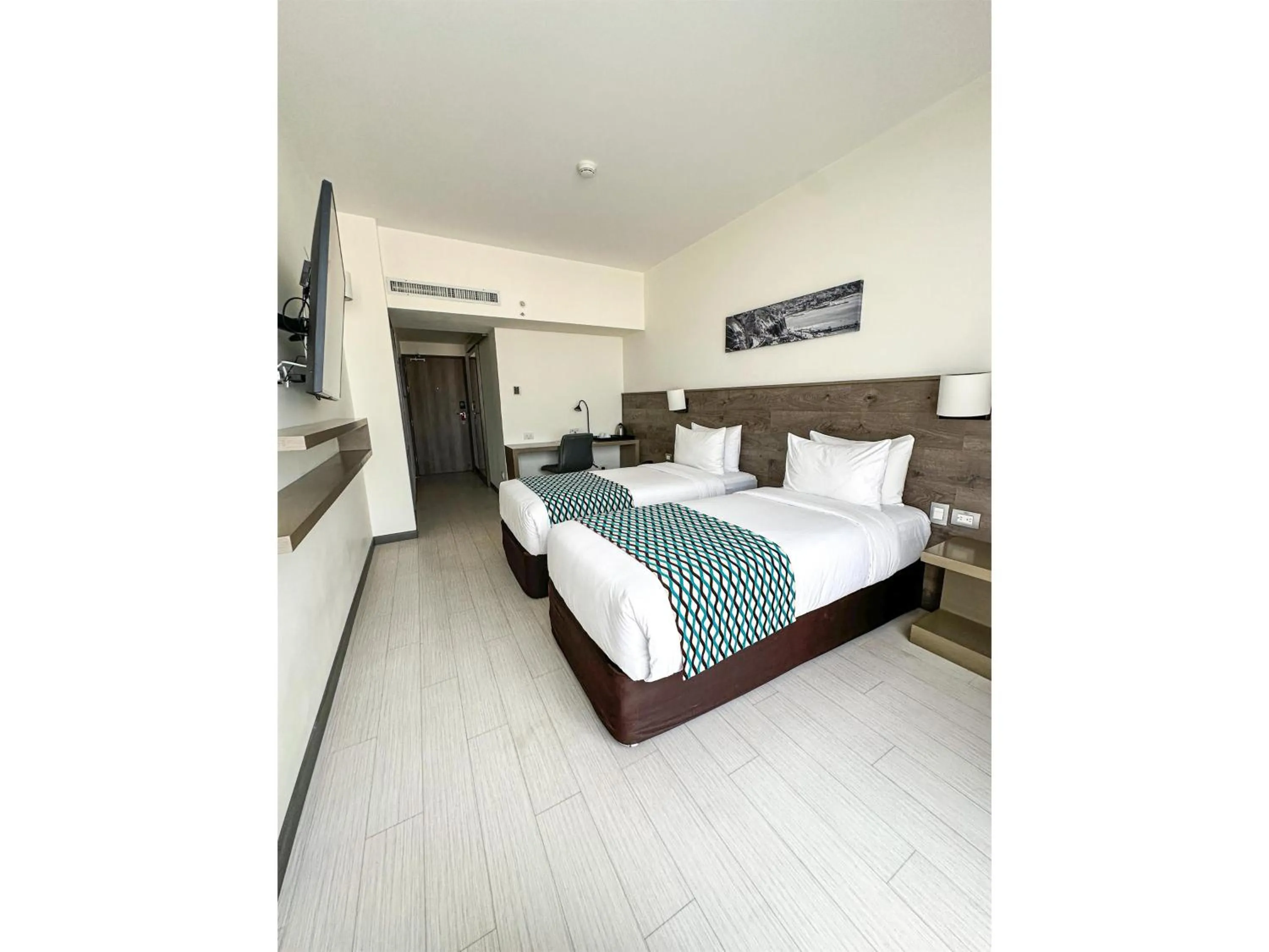 Bedroom, Bed in Best Western Plus Urban Larco Hotel