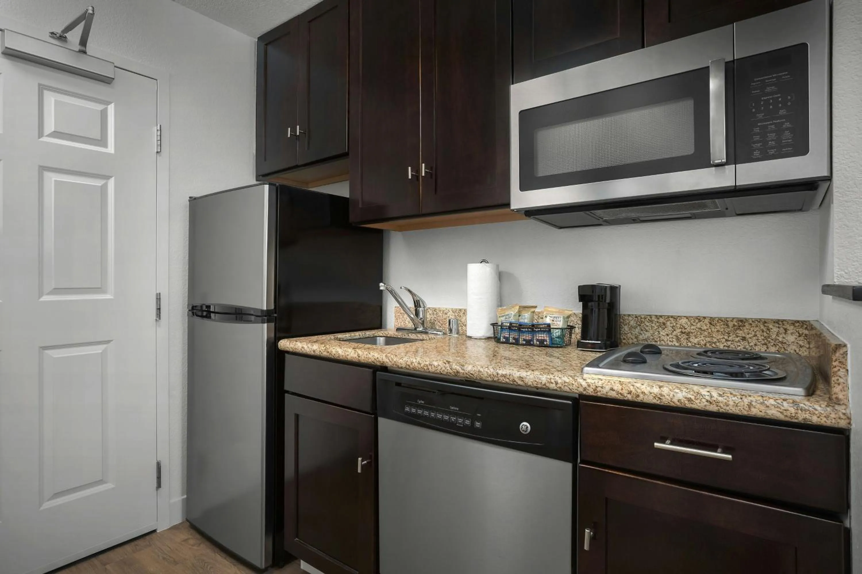 Kitchen or kitchenette in TownePlace Suites El Centro