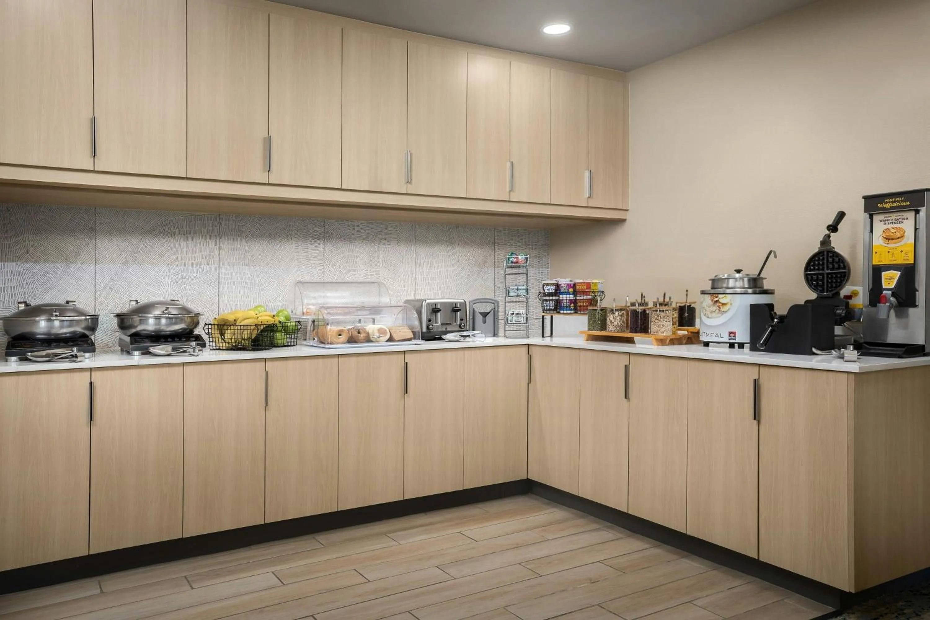 Breakfast in TownePlace Suites El Centro