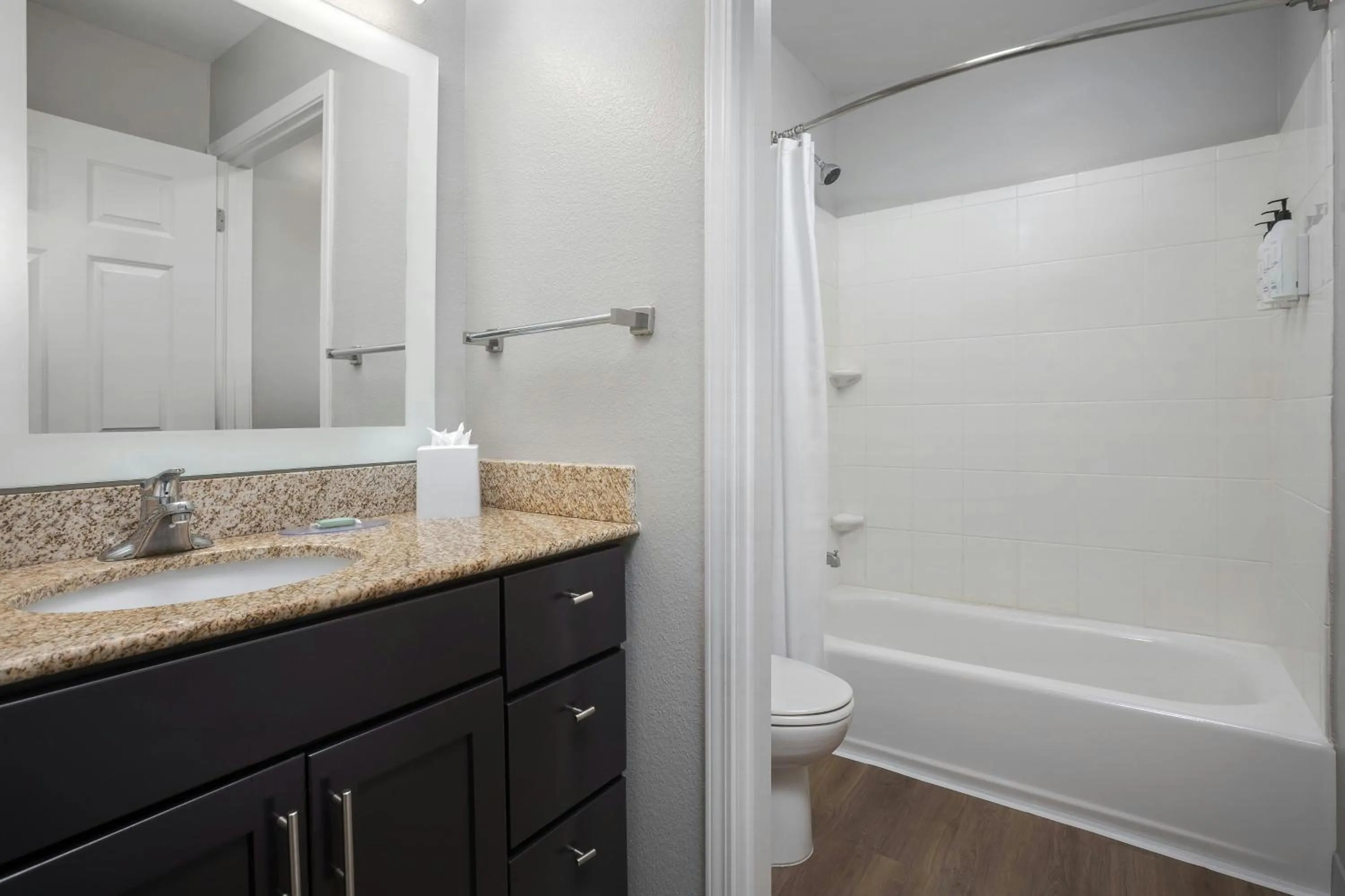 Bathroom in TownePlace Suites El Centro