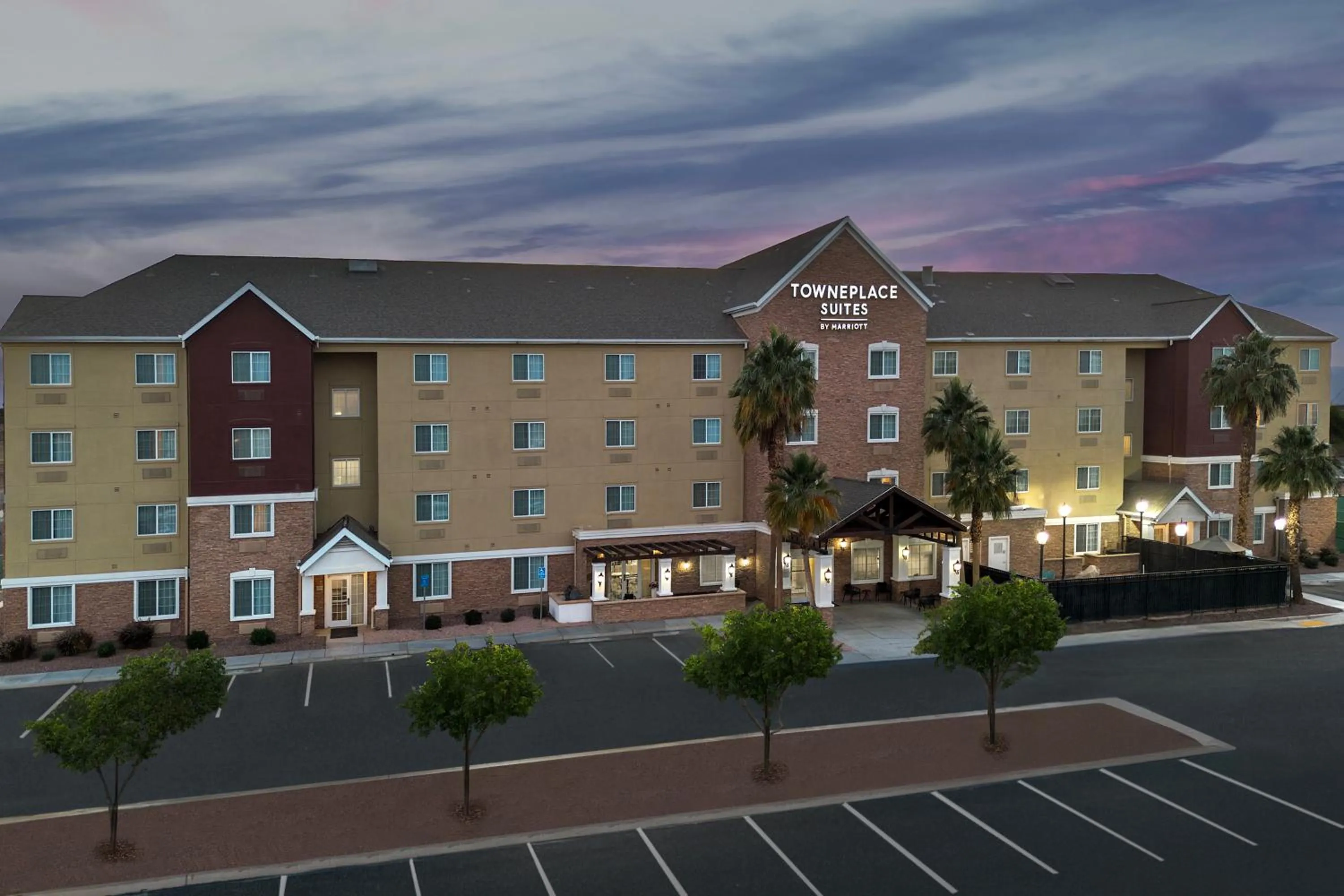 Property building in TownePlace Suites El Centro