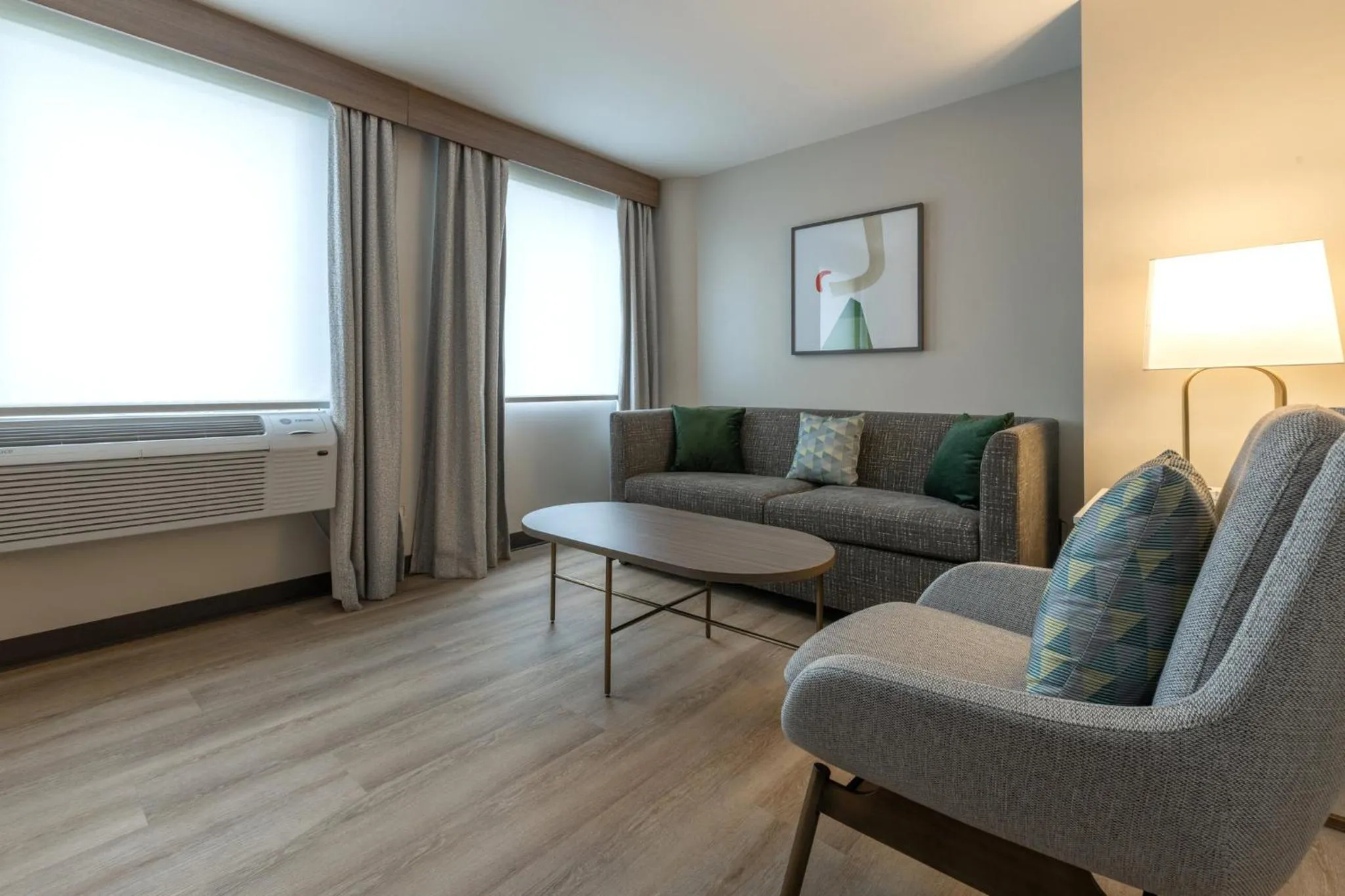 Photo of the whole room in Holiday Inn St-Jean-sur-Richelieu Congrès by IHG