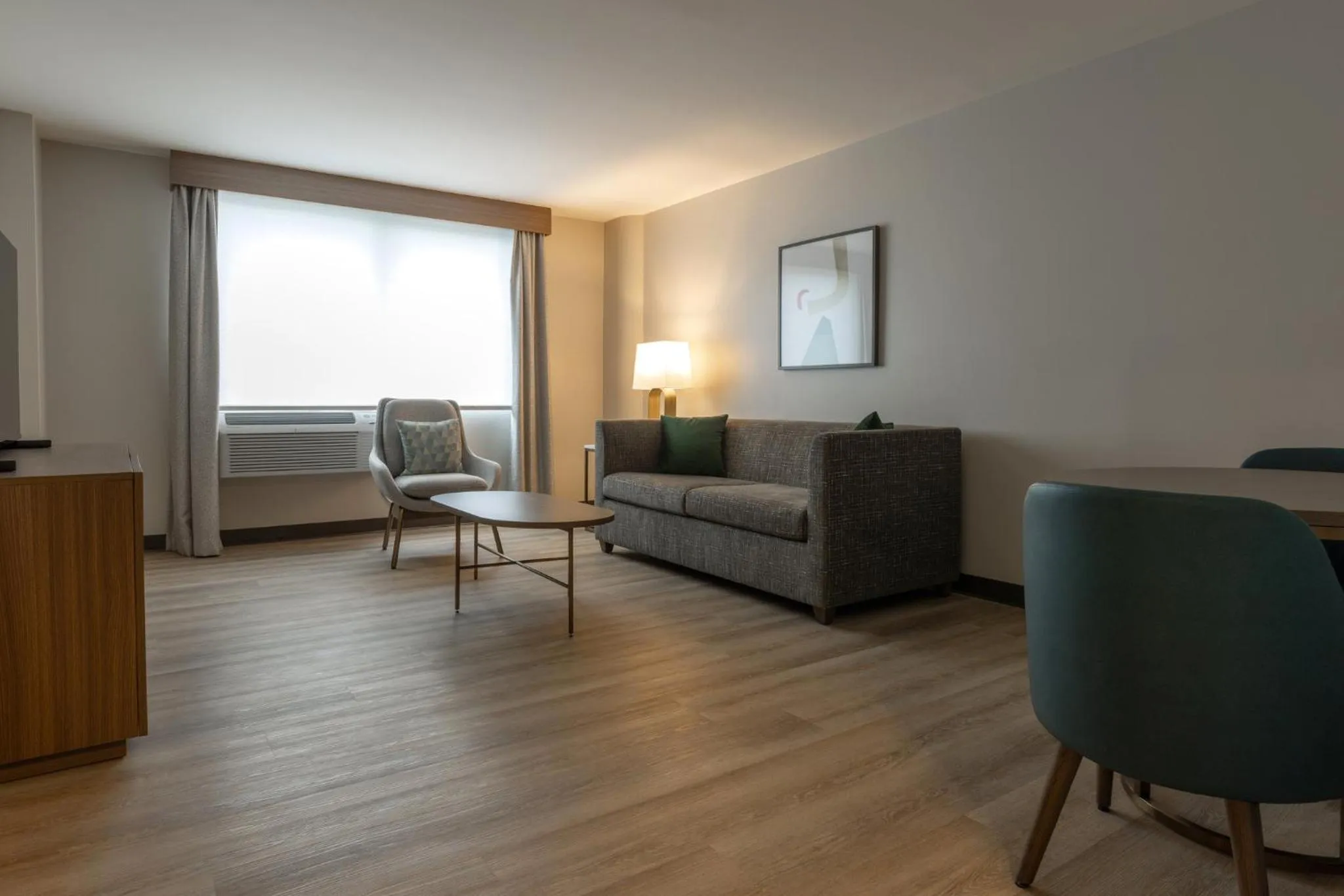 Photo of the whole room in Holiday Inn St-Jean-sur-Richelieu Congrès by IHG