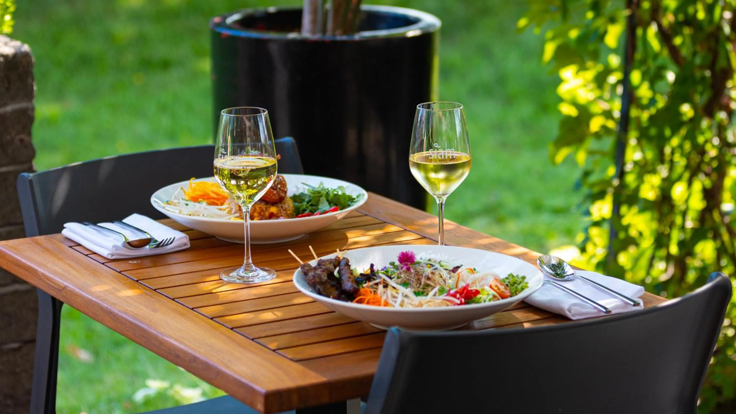 Restaurant/places to eat in Holiday Inn St-Jean-sur-Richelieu Congrès by IHG