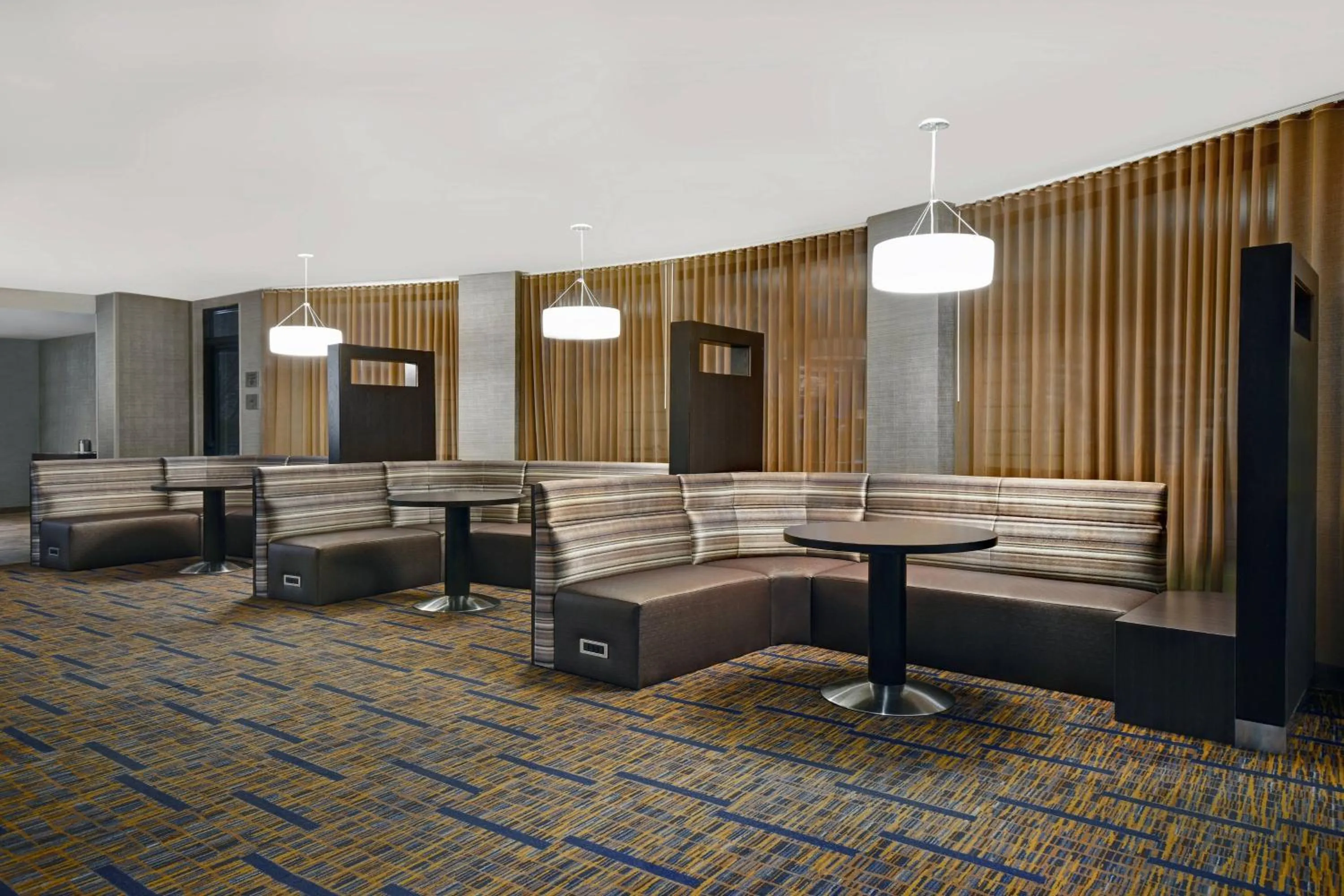 Other in Courtyard Republic Airport Long Island/Farmingdale