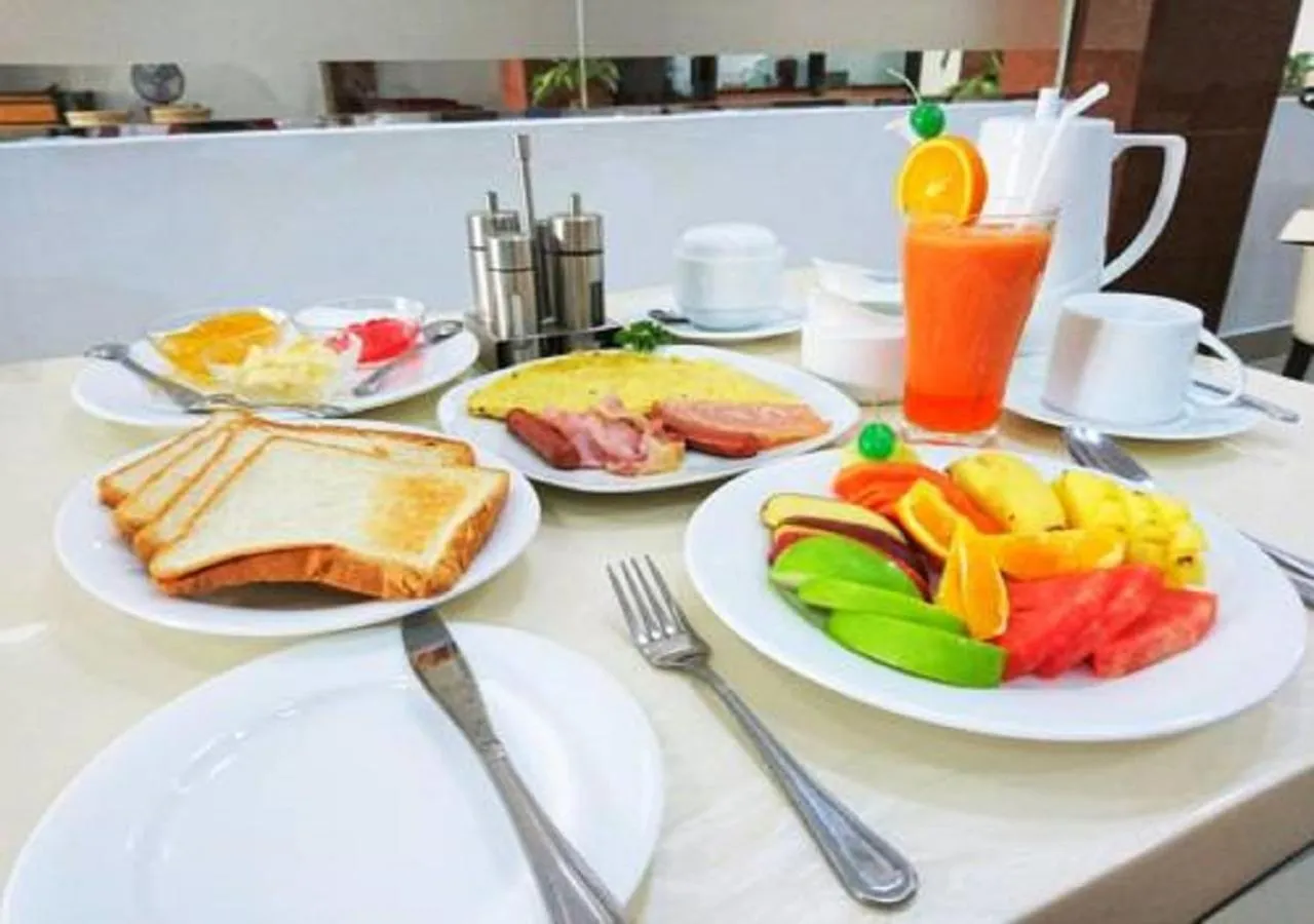 Food and drinks in Kings Village Sigiriya