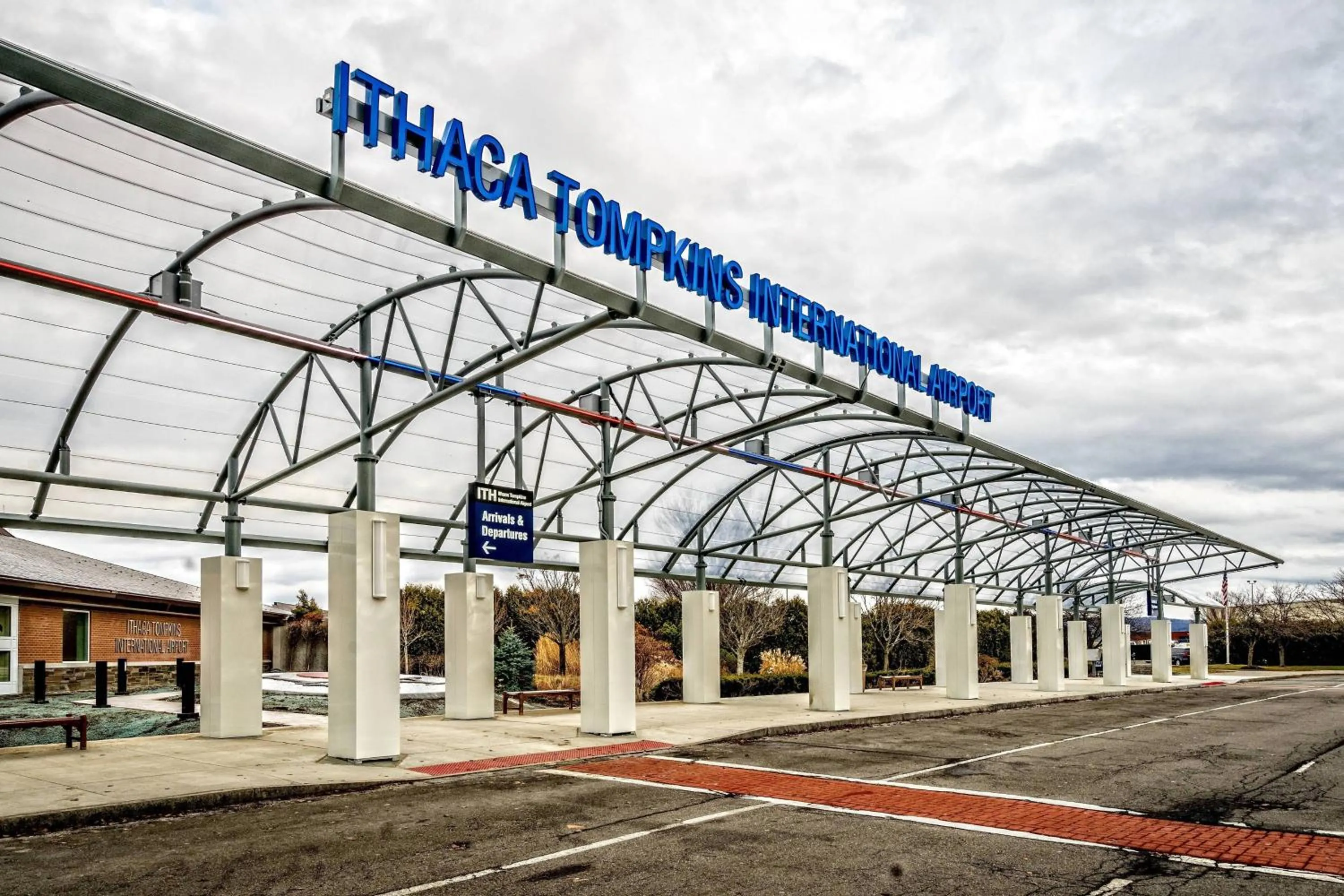 shuttle in Courtyard by Marriott Ithaca Airport/University