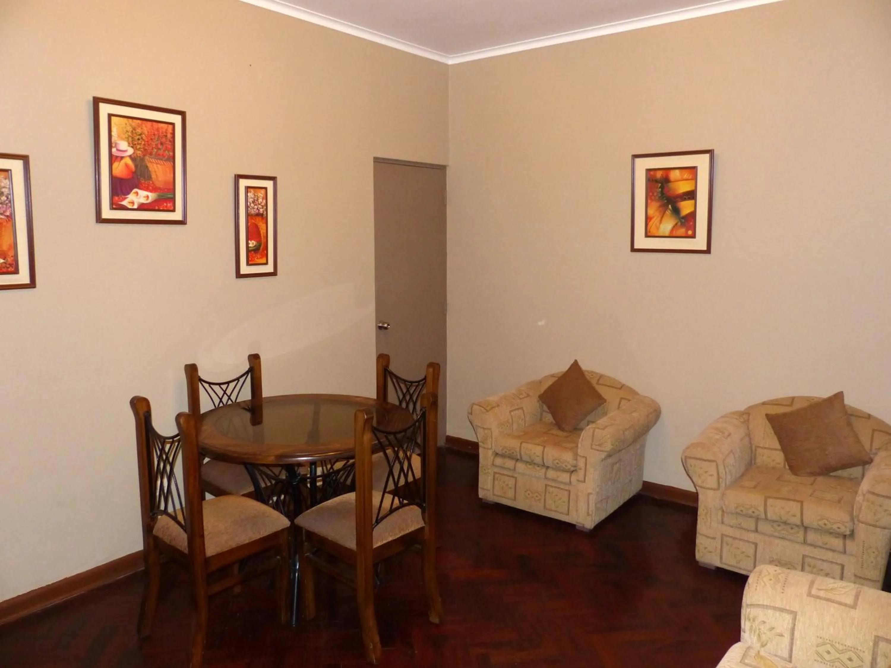 Dining area in Suites Larco 656 Miraflores Lima