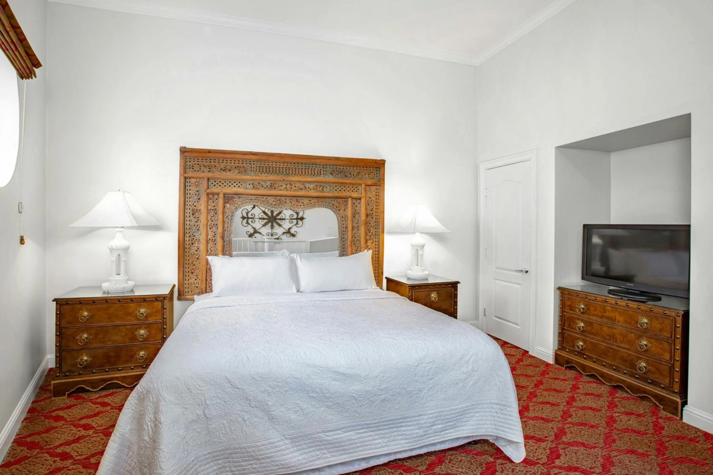 Bedroom, Bed in Casa Monica Resort & Spa, Autograph Collection
