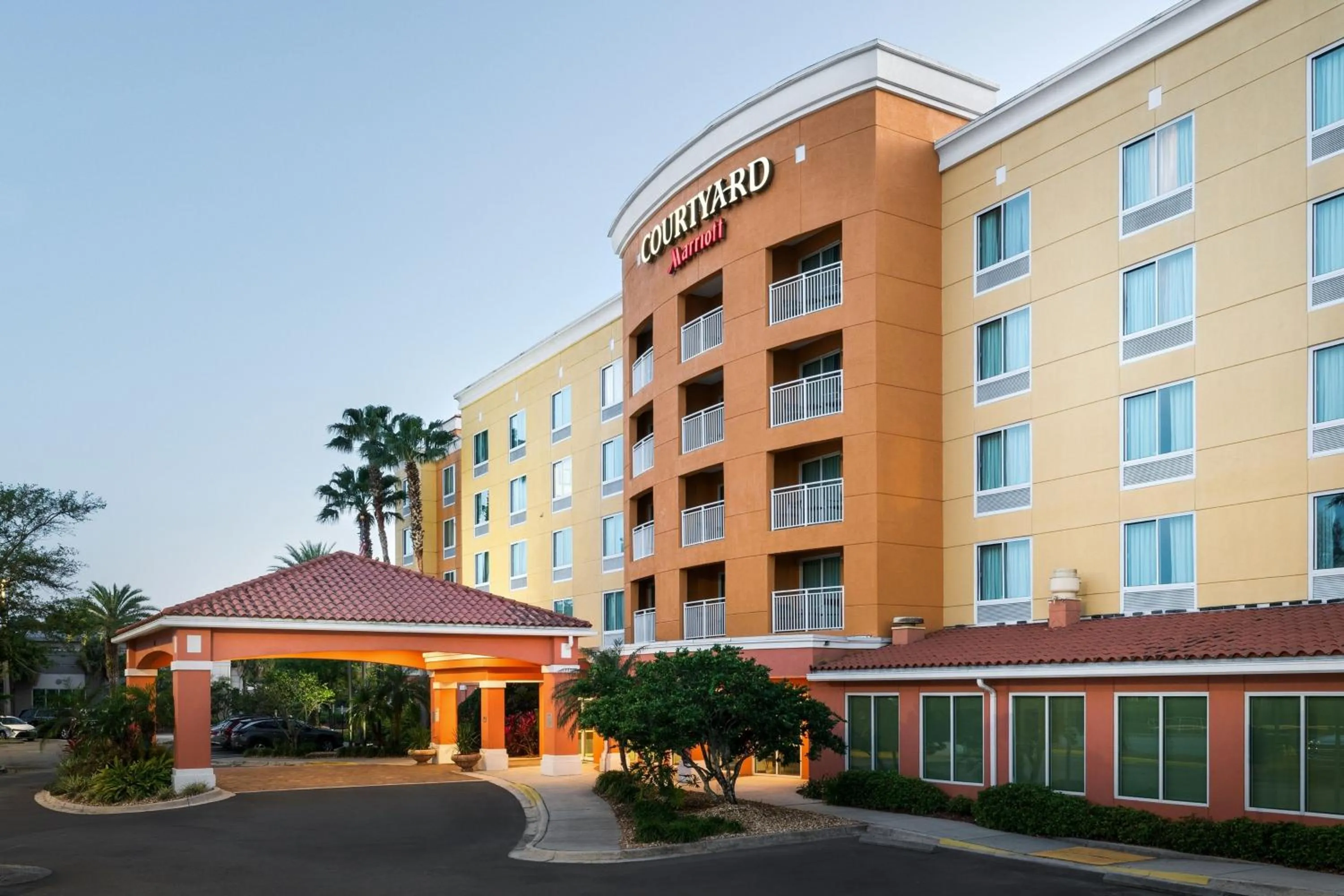 Property building in Courtyard Jacksonville Orange Park