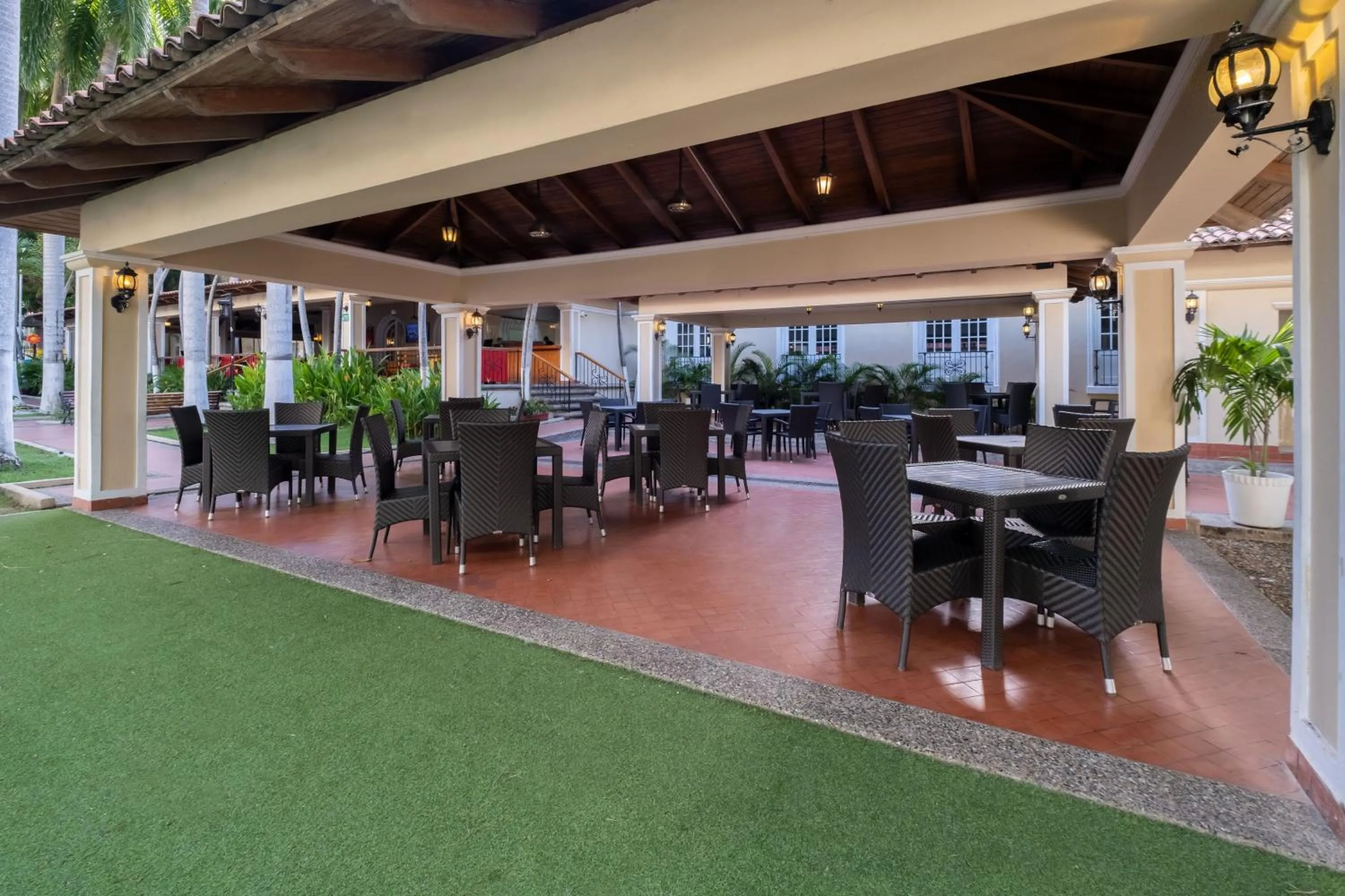 Restaurant/places to eat in Hotel El Prado