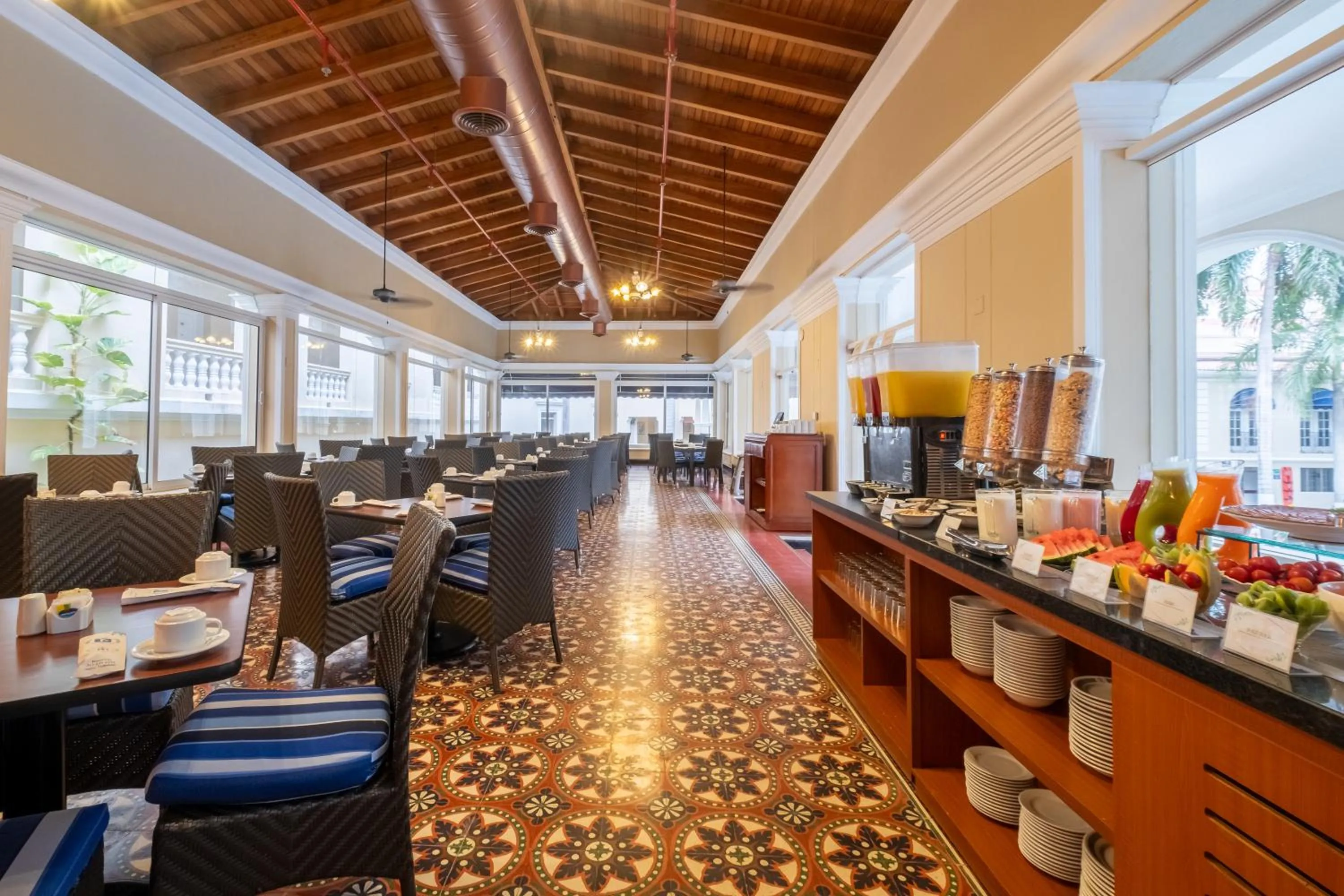 Buffet breakfast in Hotel El Prado