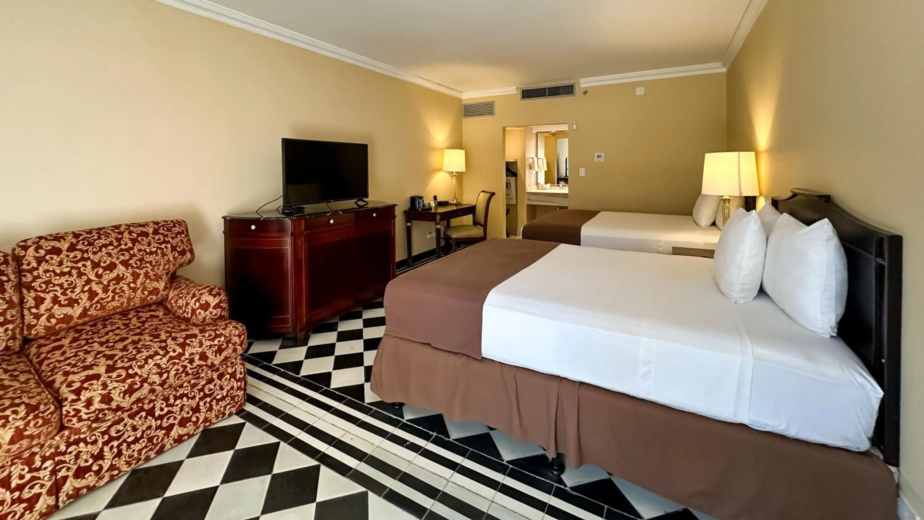 Bedroom, Bed in Hotel El Prado