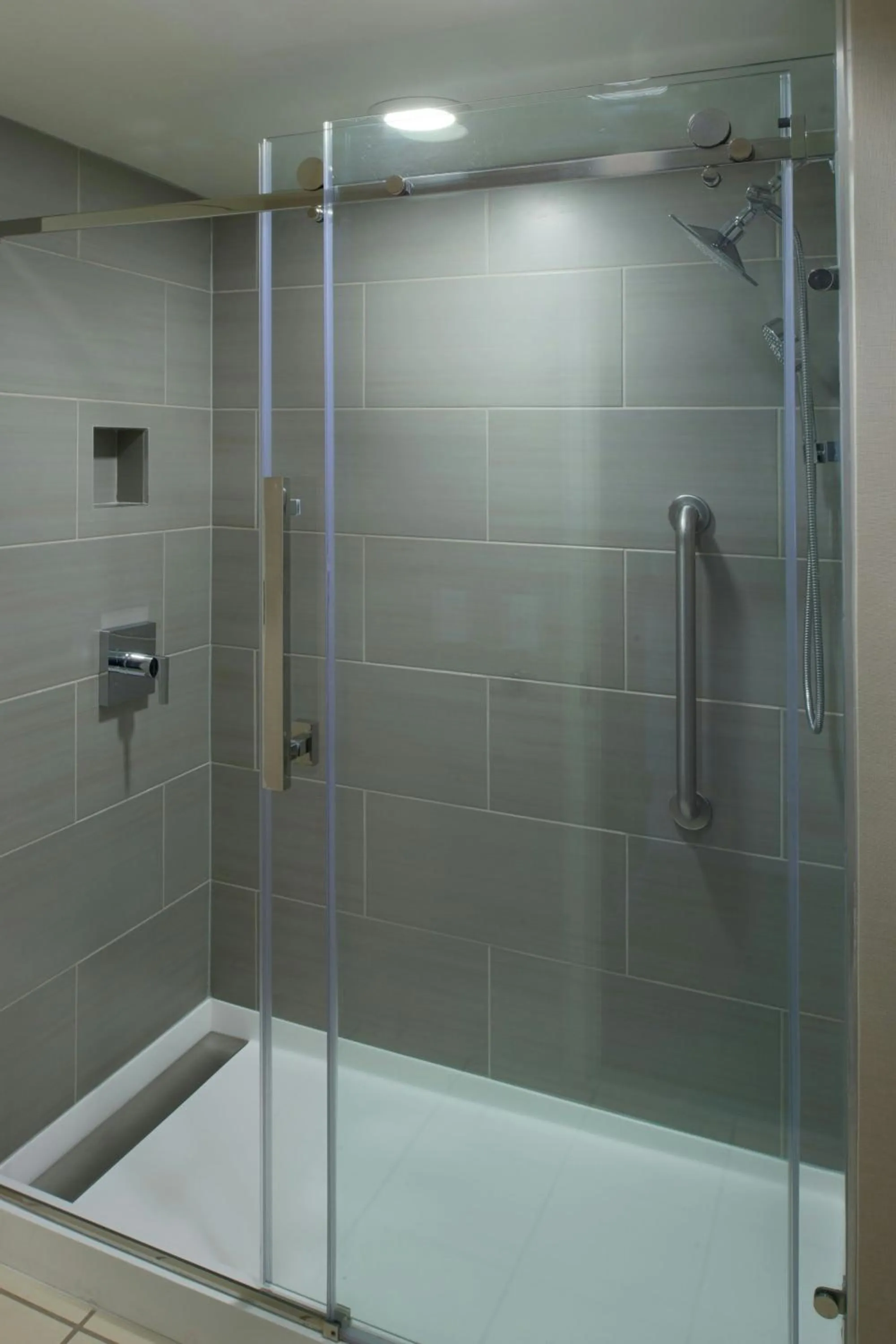 Bathroom in Marriott East Lansing at University Place