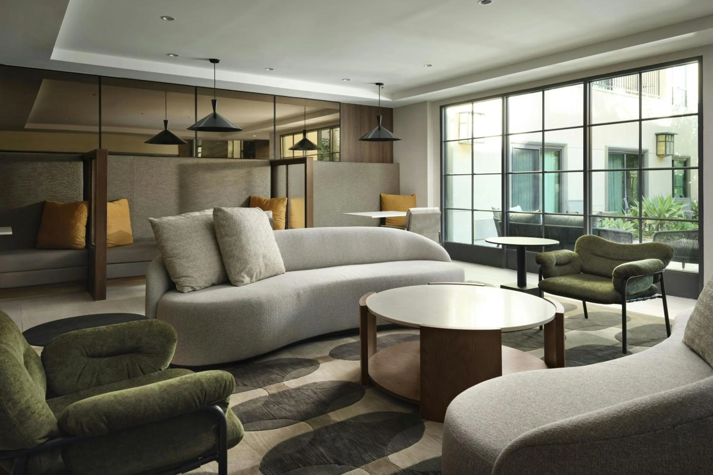 Lobby or reception in Courtyard by Marriott Los Angeles Pasadena Old Town