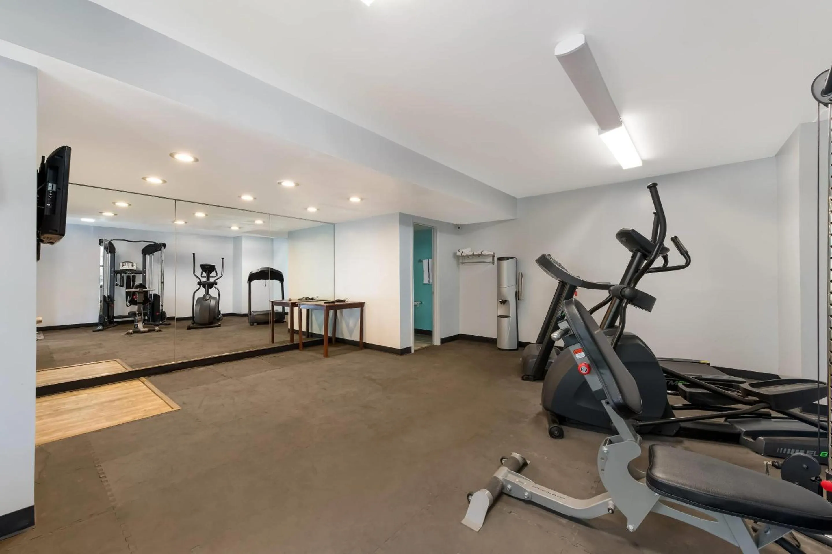 Fitness centre/facilities in Quality Inn & Suites Airport