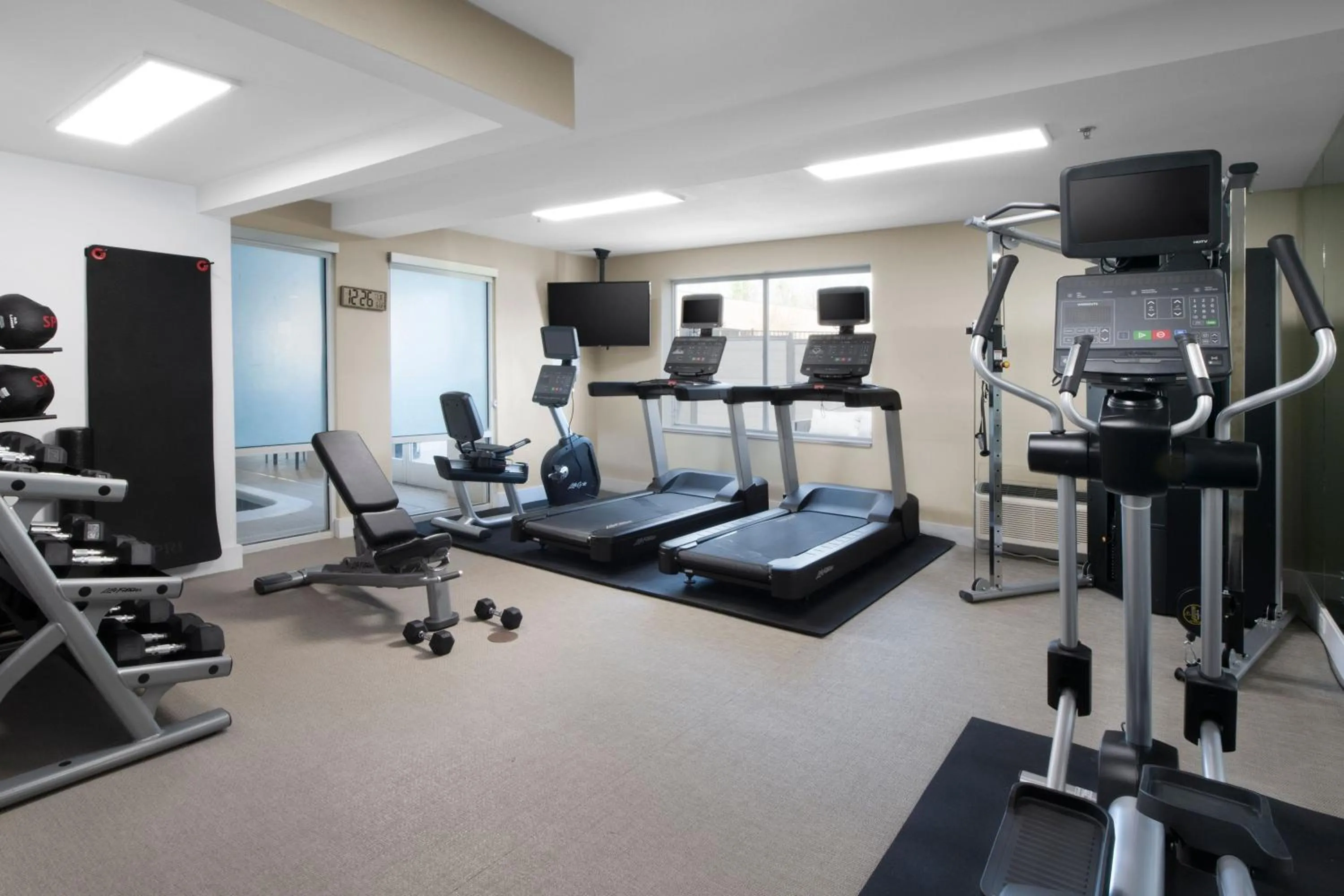 Fitness centre/facilities in SpringHill Suites by Marriott Little Rock