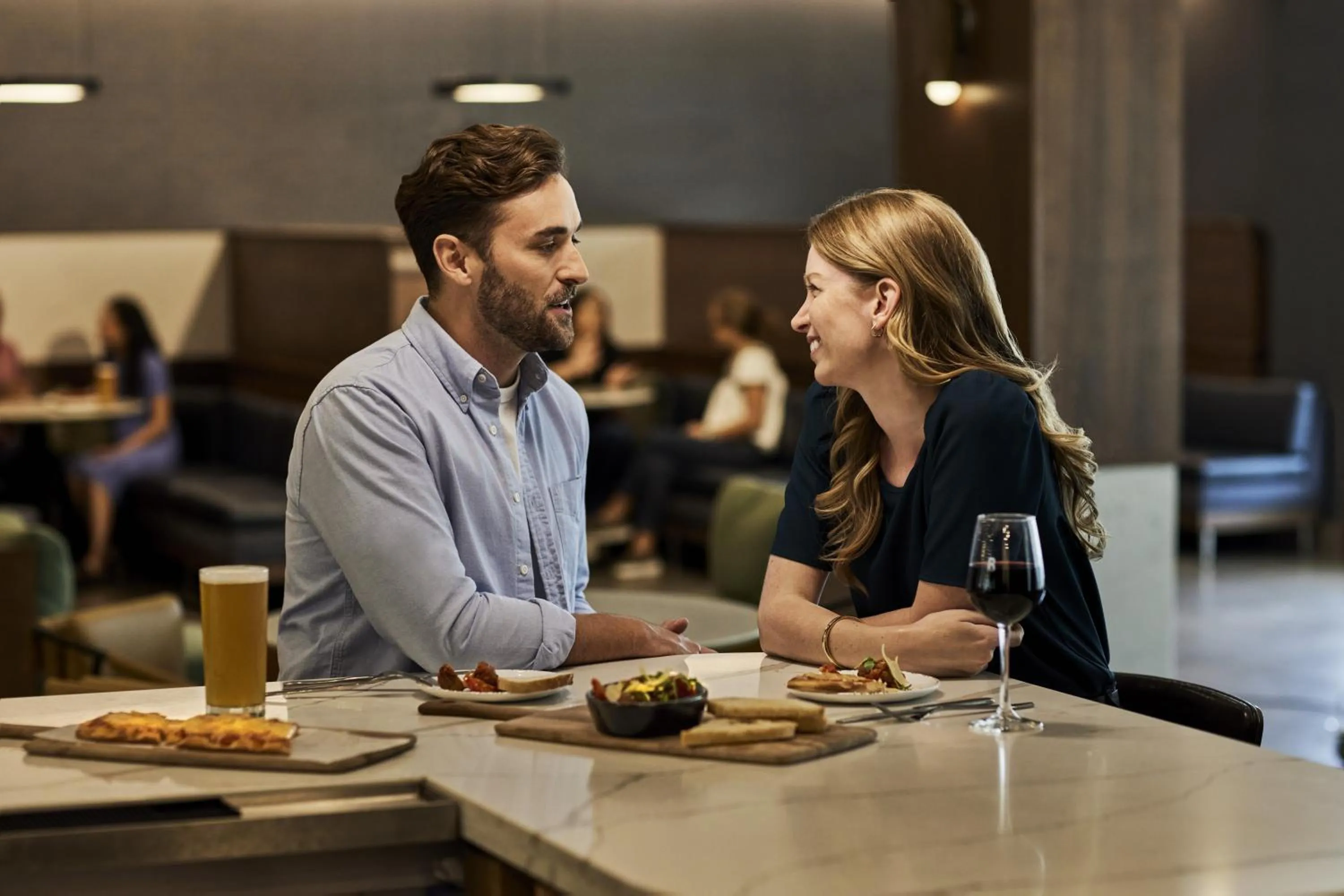 Lounge or bar in Courtyard Lancaster