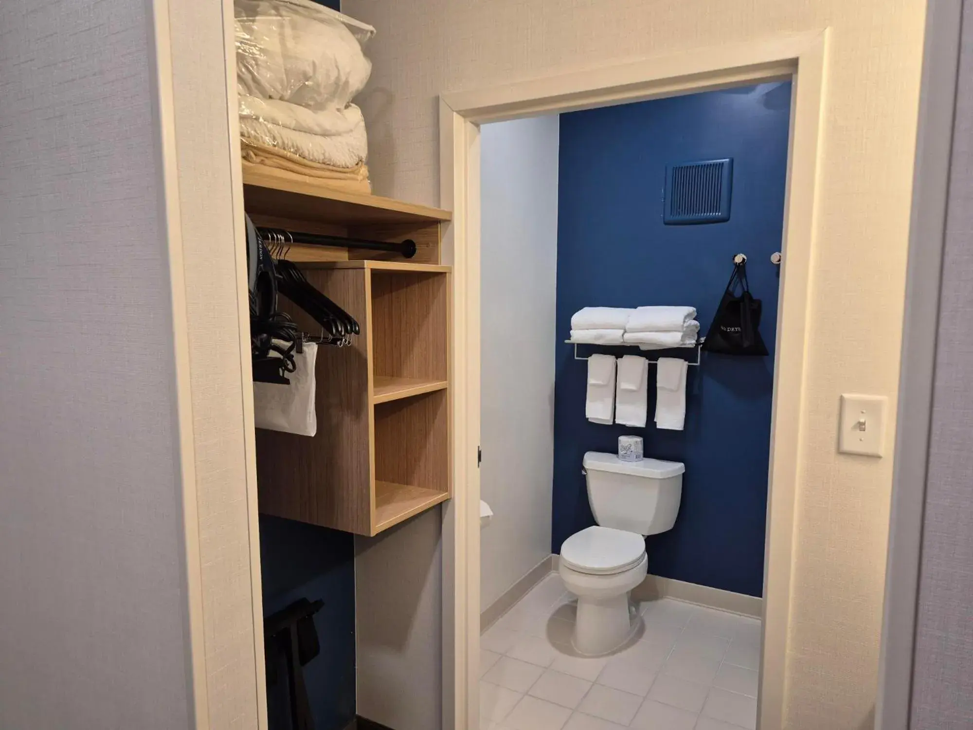 Queen Room with Two Queen Beds - Hearing Accessible in Spark by Hilton Lancaster Queen Room with Two Queen Beds - Hearing Accessible in Spark by Hilton Lancaster