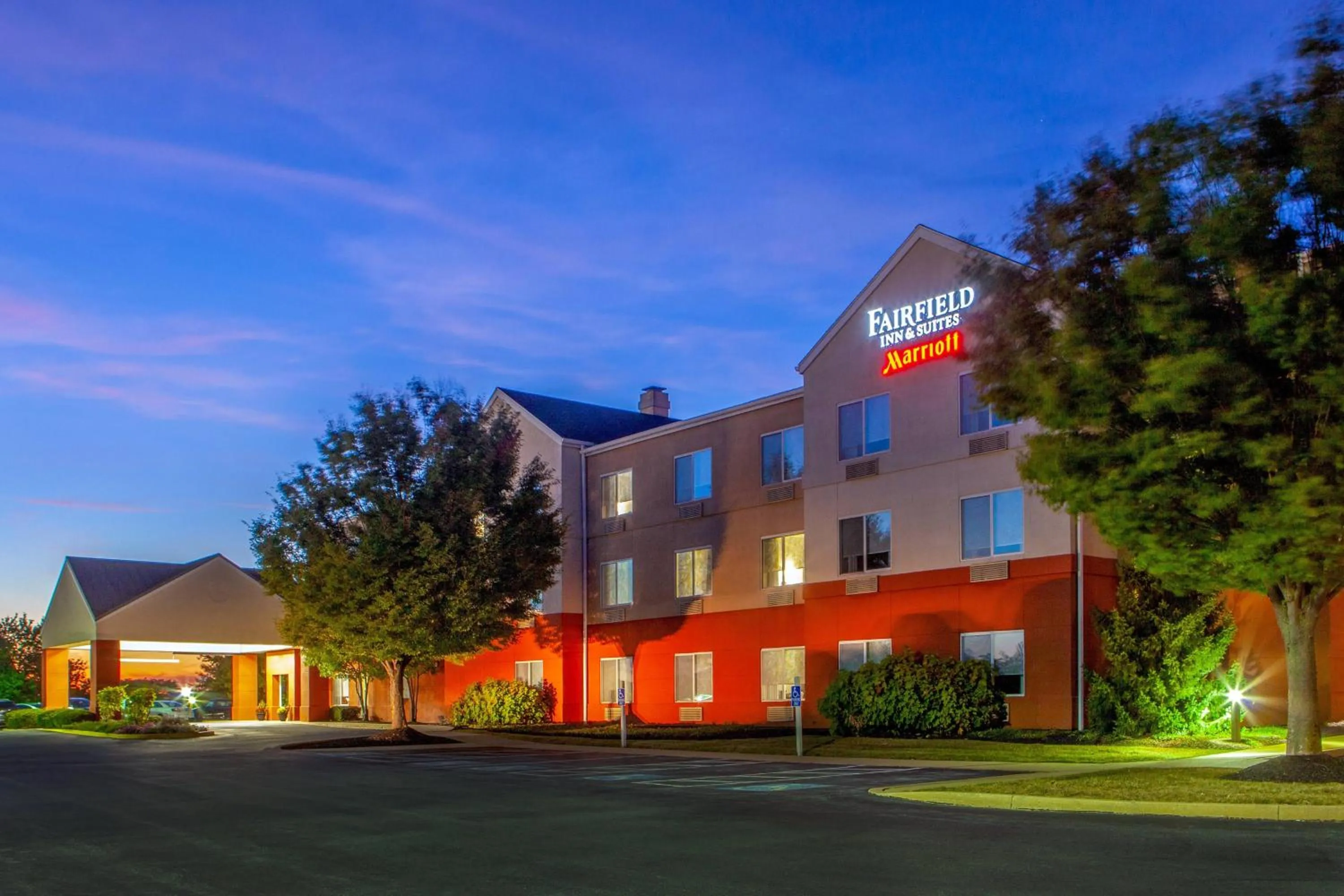 Property building in Fairfield Inn & Suites Lancaster