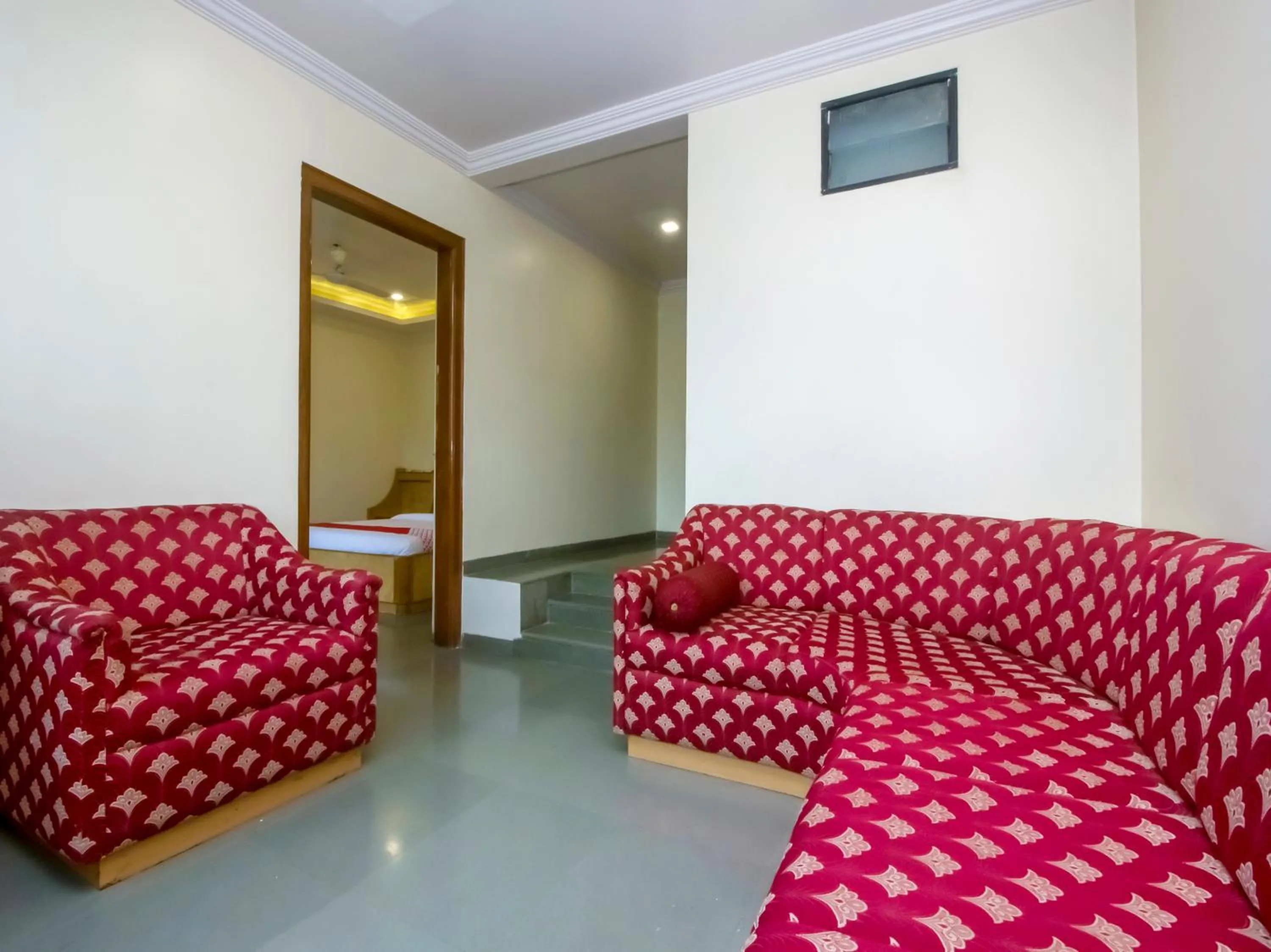 Living room in Hotel New Uttam Hira Palace