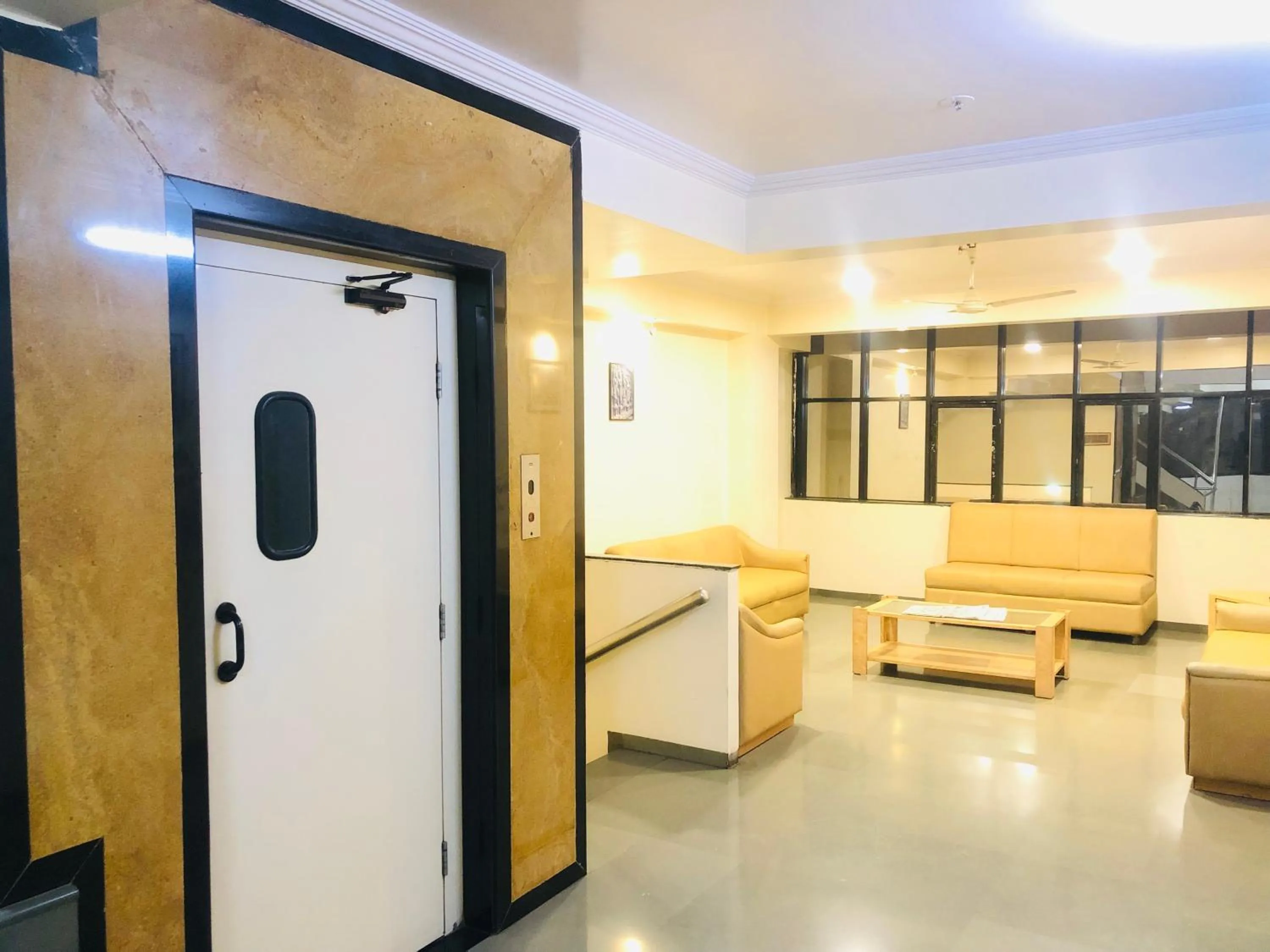 Seating area in Hotel New Uttam Hira Palace