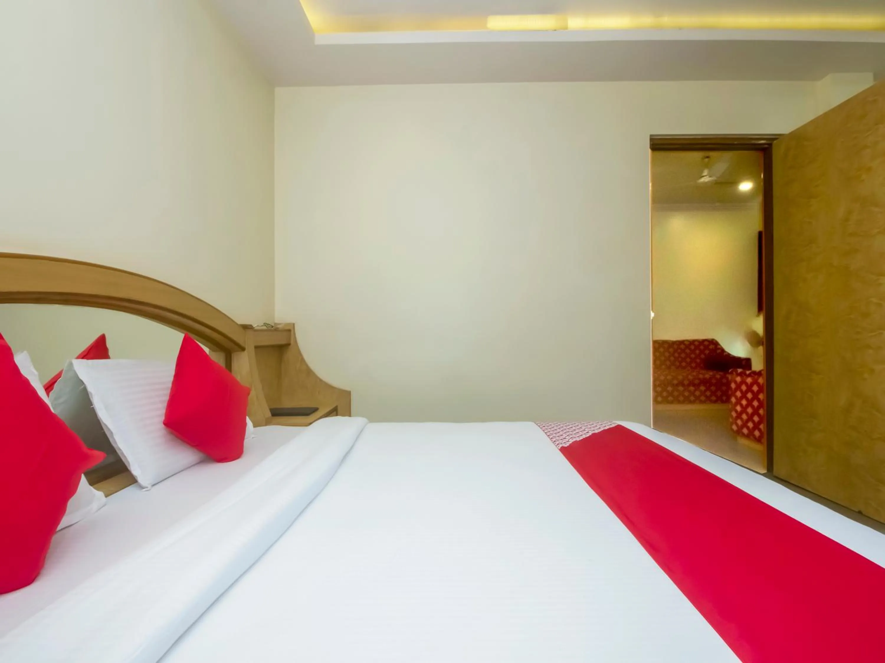 Bedroom, Bed in Hotel New Uttam Hira Palace