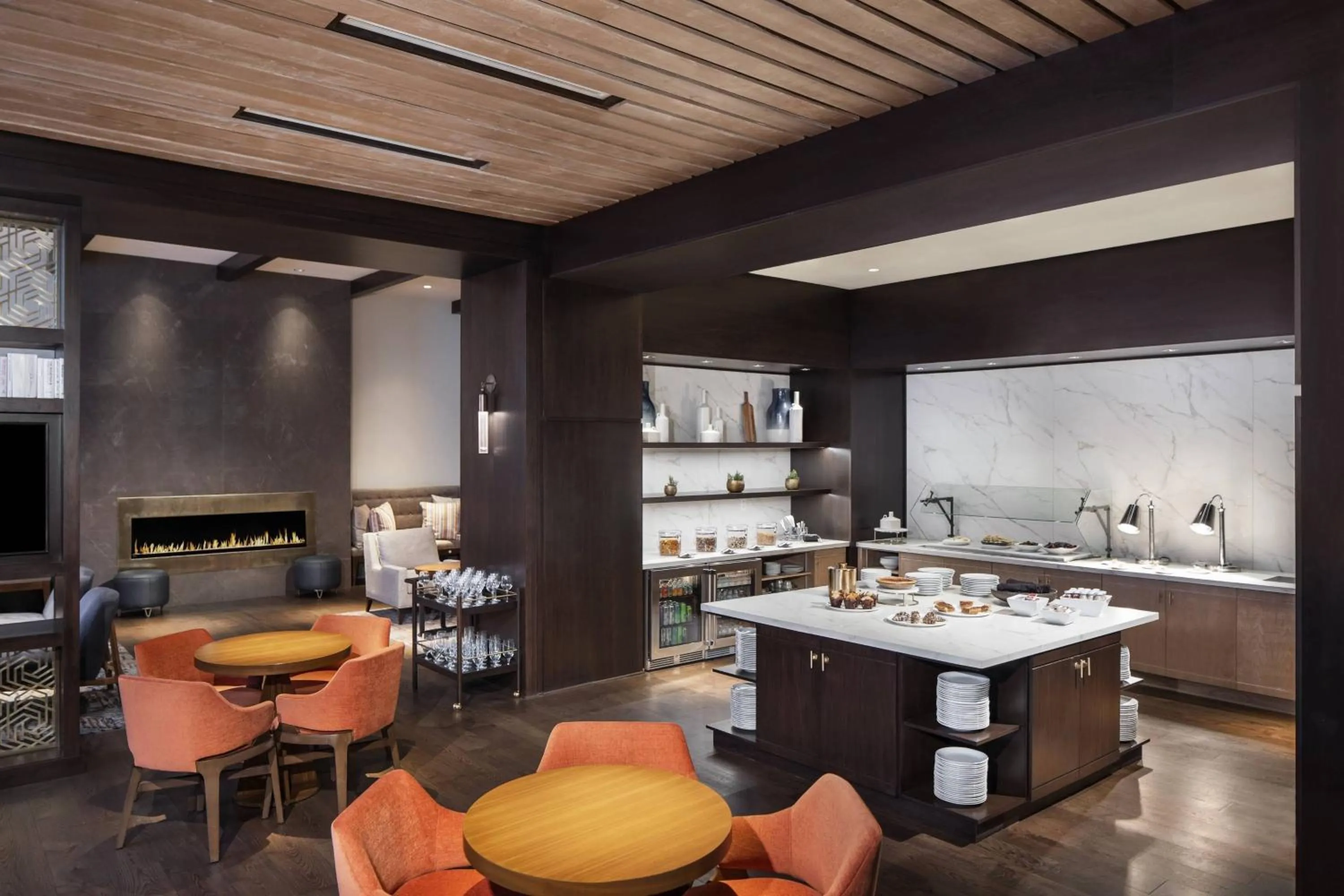 Lounge or bar in Lancaster Marriott at Penn Square