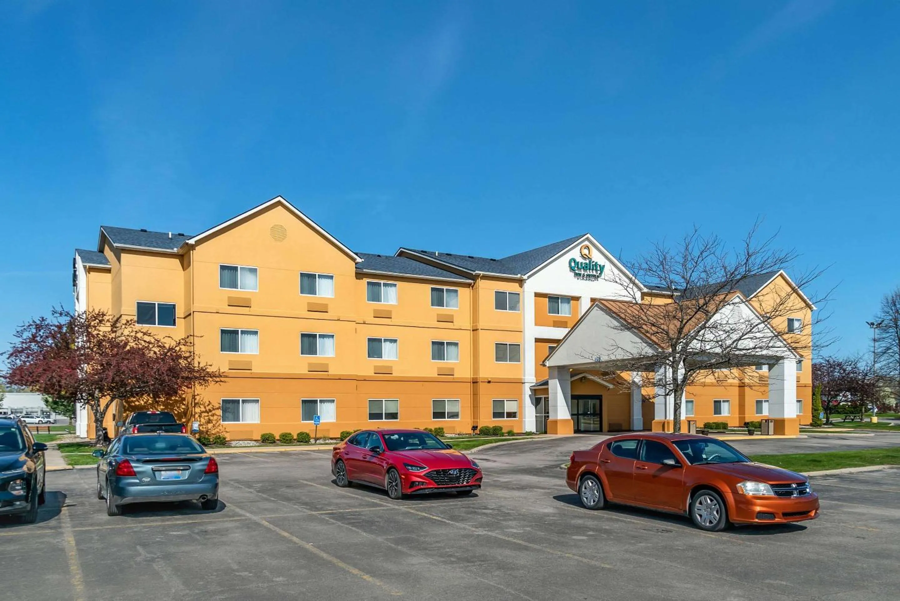 Property building in Quality Inn & Suites