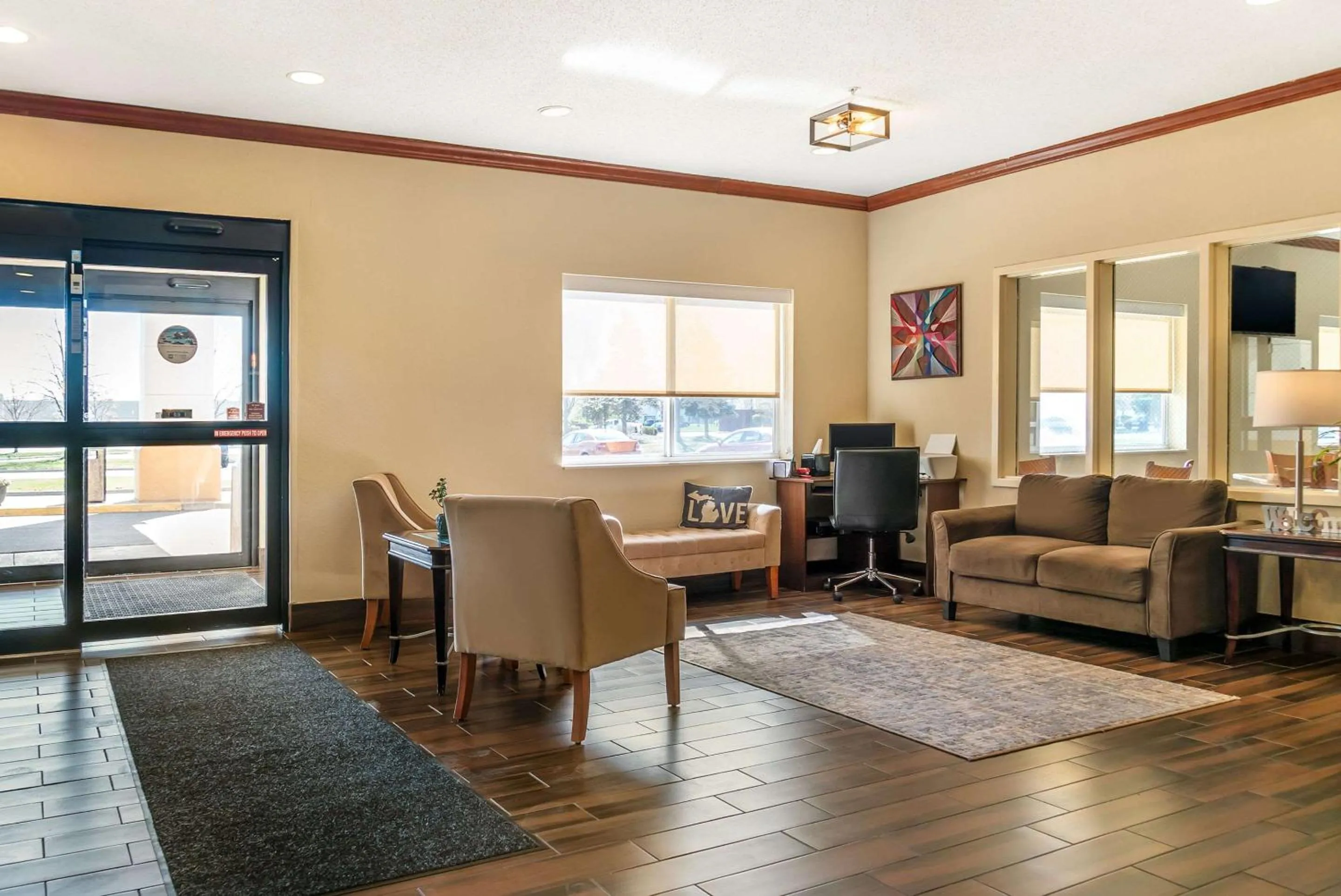 Lobby or reception in Quality Inn & Suites