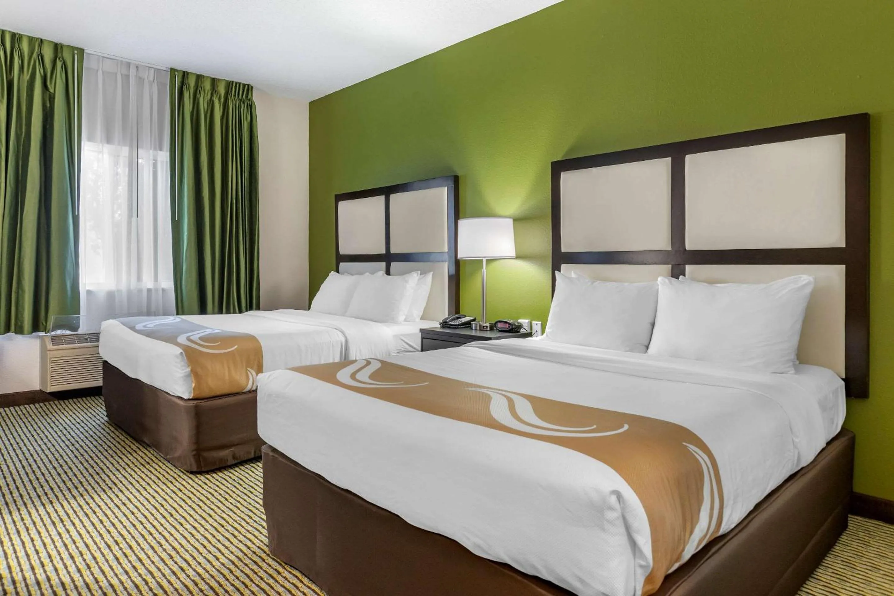 Photo of the whole room, Bed in Quality Inn & Suites