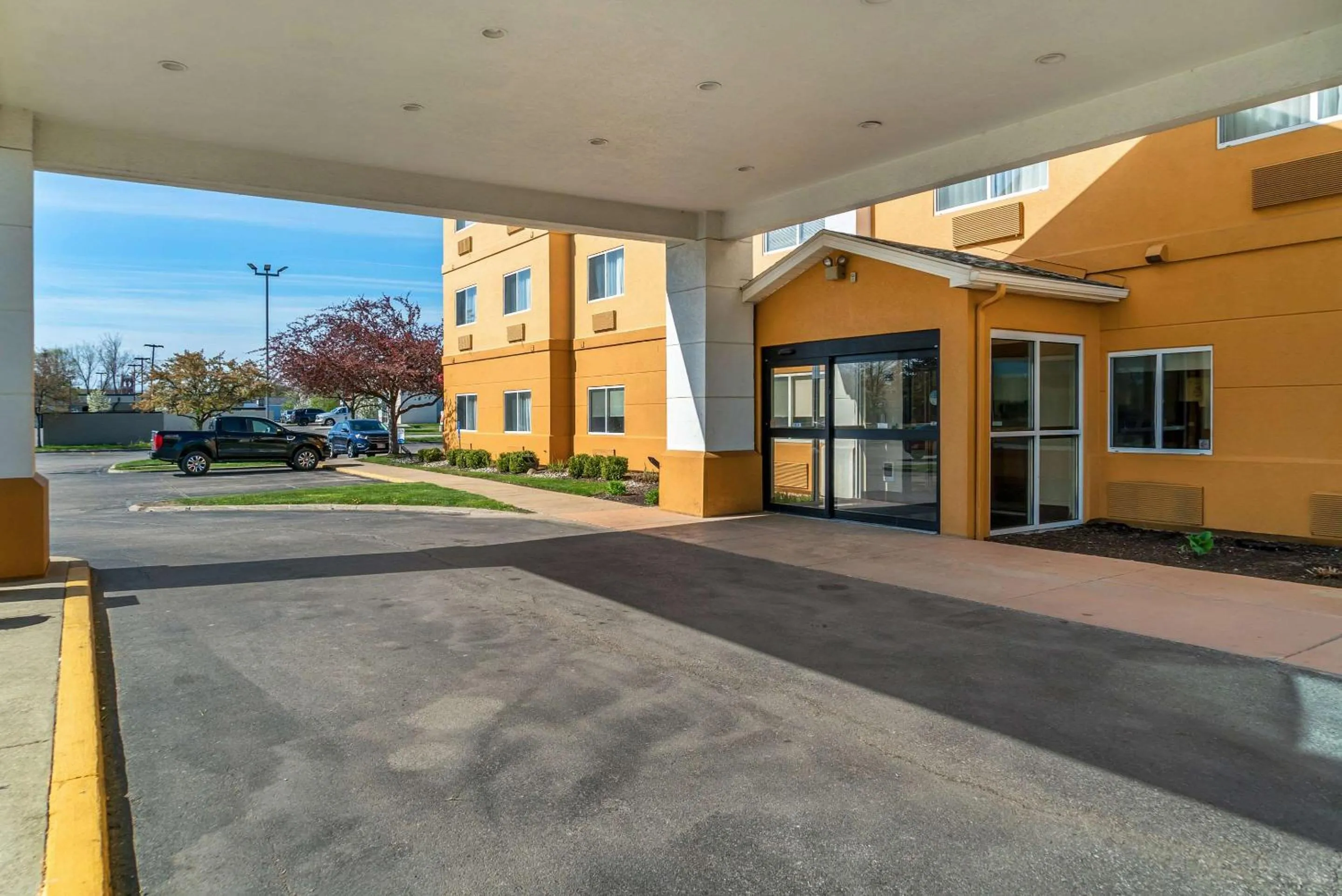 Property building in Quality Inn & Suites