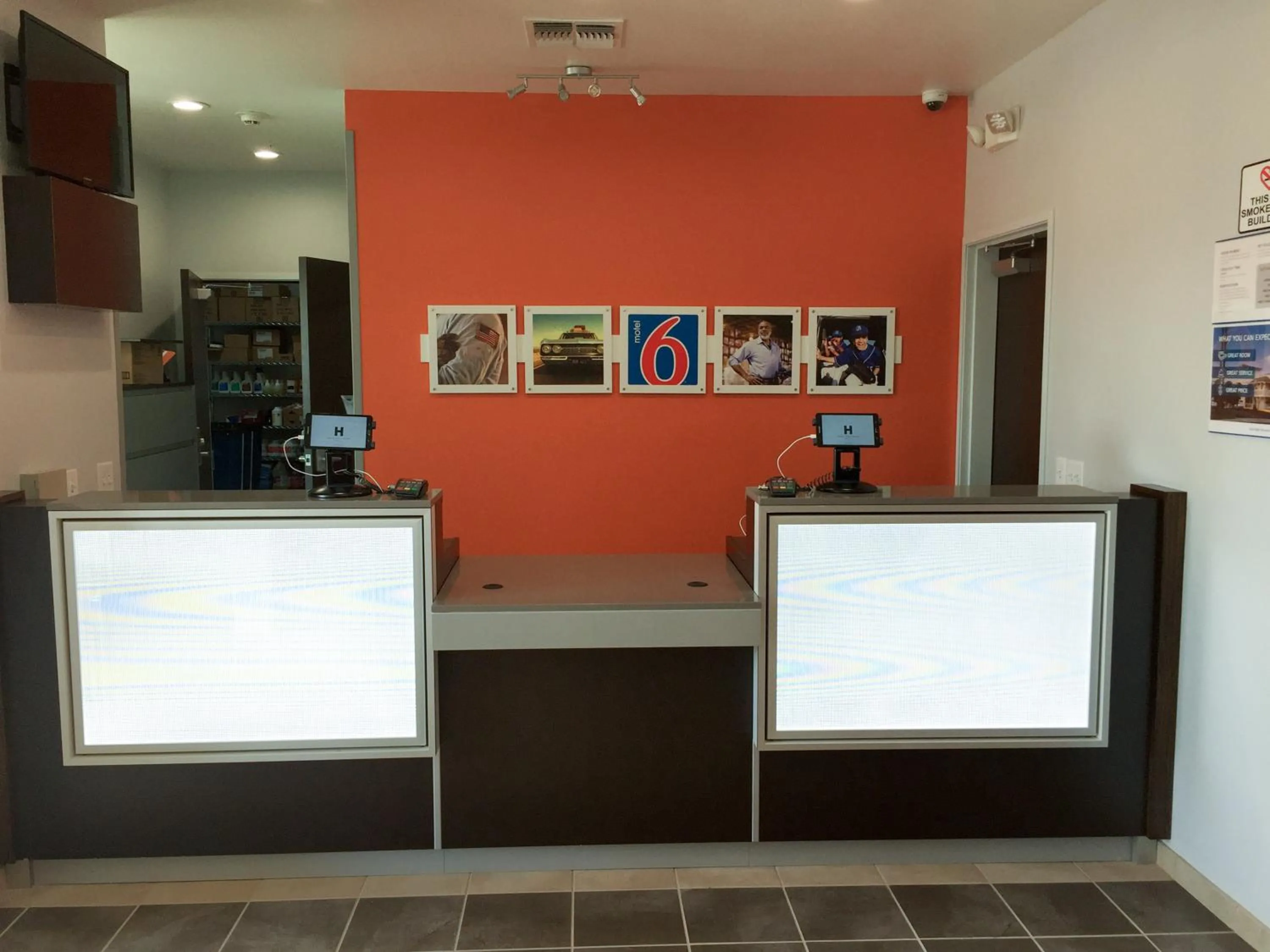 Lobby or reception in Motel 6-Midland, TX
