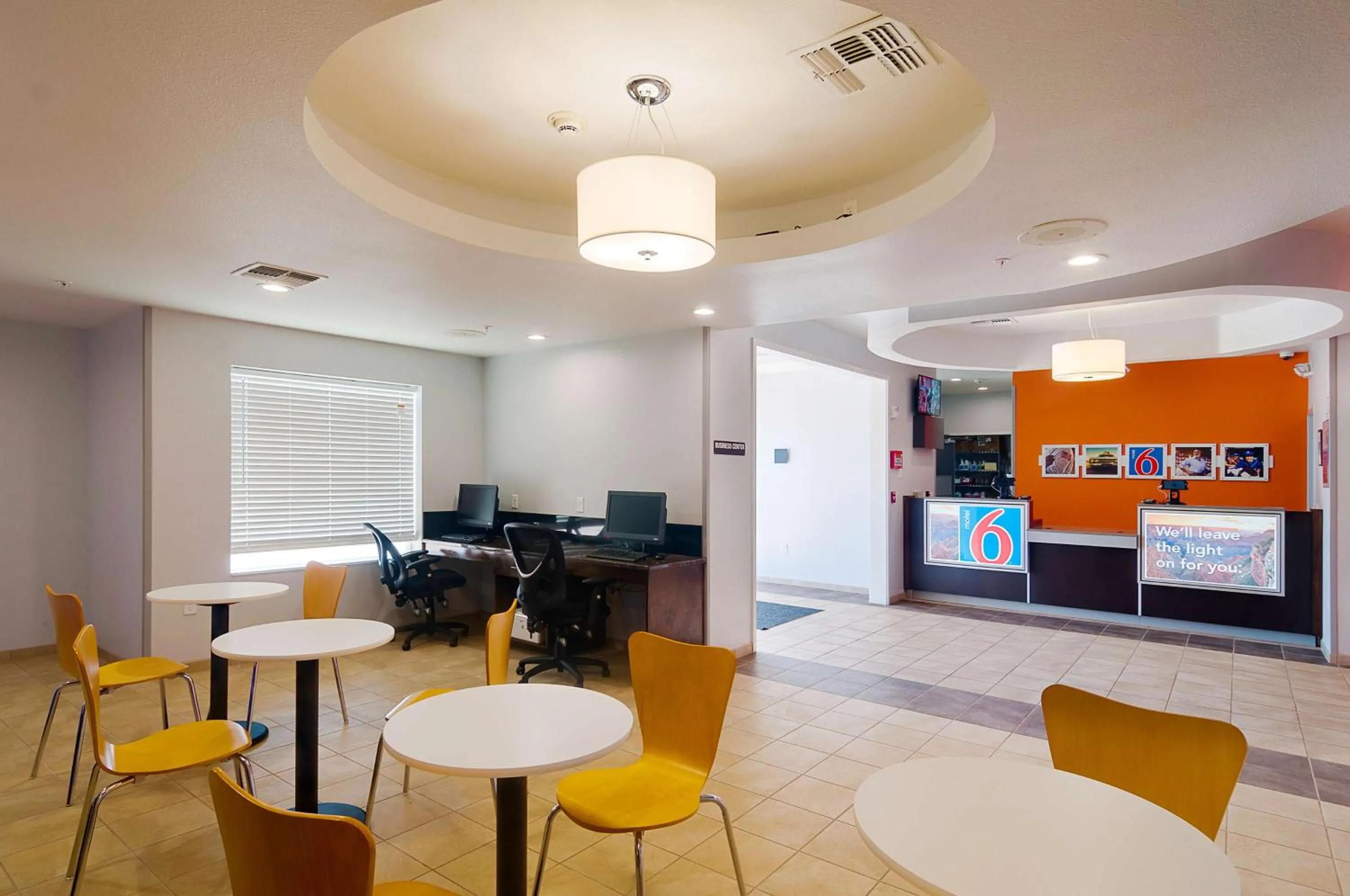 Property logo or sign in Motel 6-Midland, TX