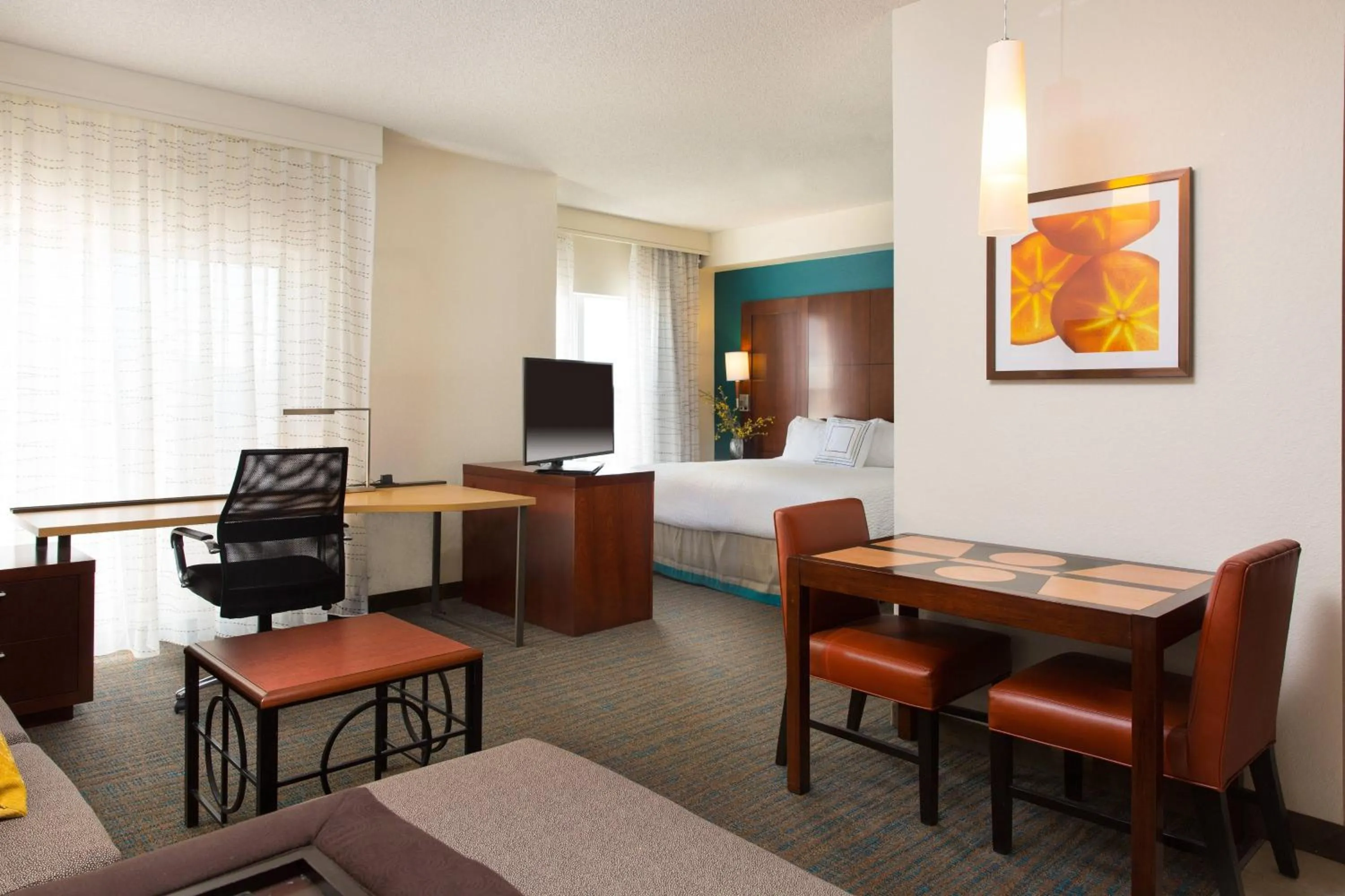 Photo of the whole room in Residence Inn Kansas City Airport