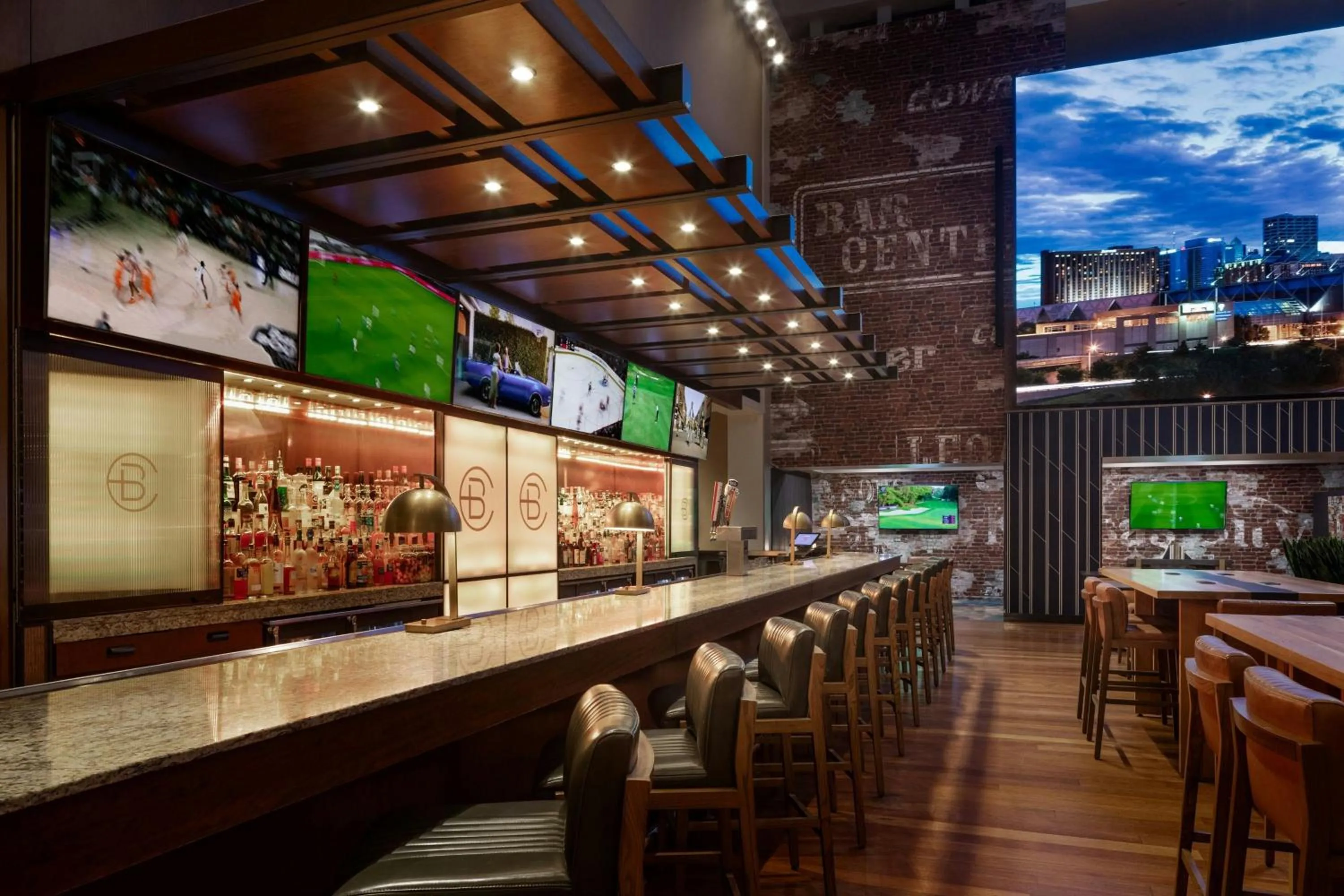 Restaurant/places to eat in Kansas City Marriott Downtown