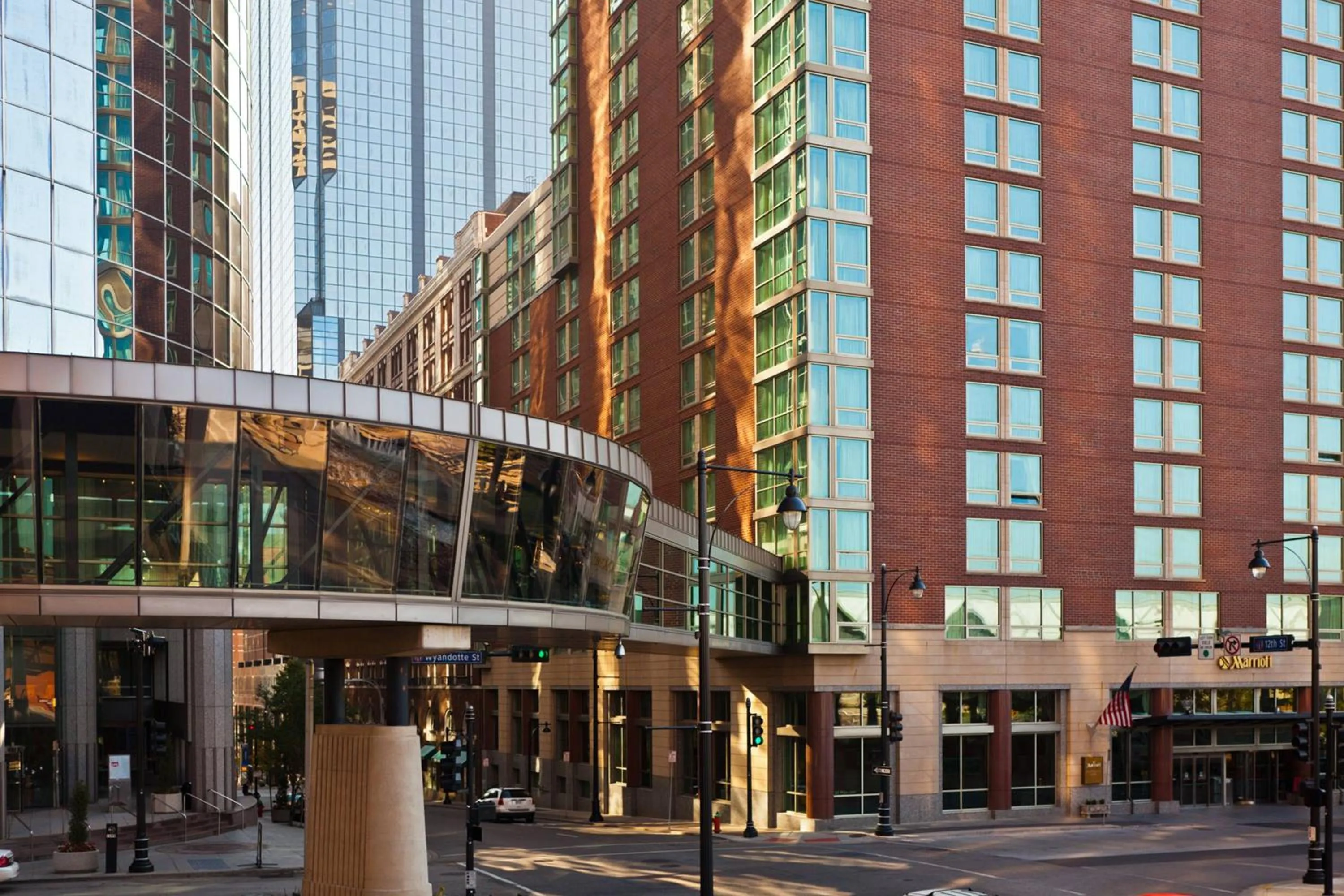 Property building in Kansas City Marriott Downtown