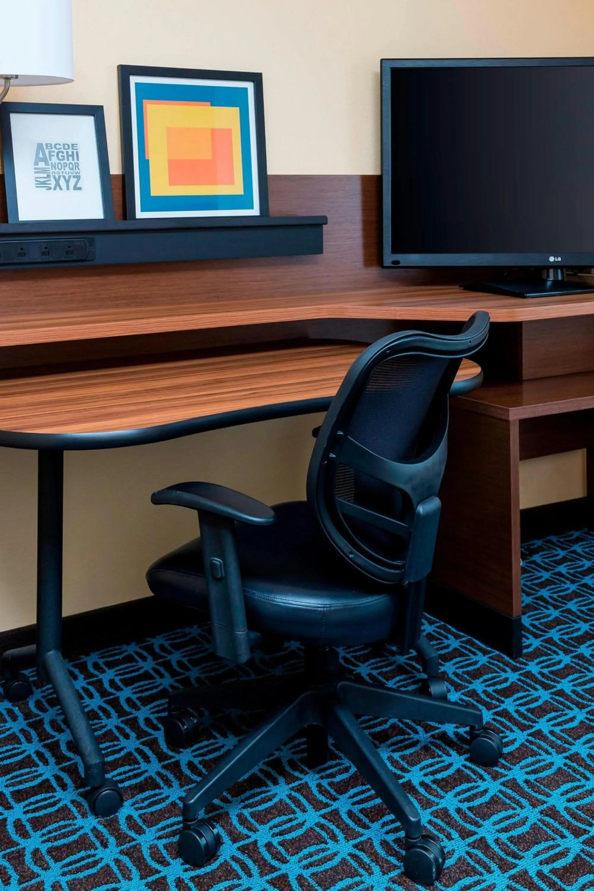 Photo of the whole room in Fairfield Inn & Suites Kansas City Lee's Summit