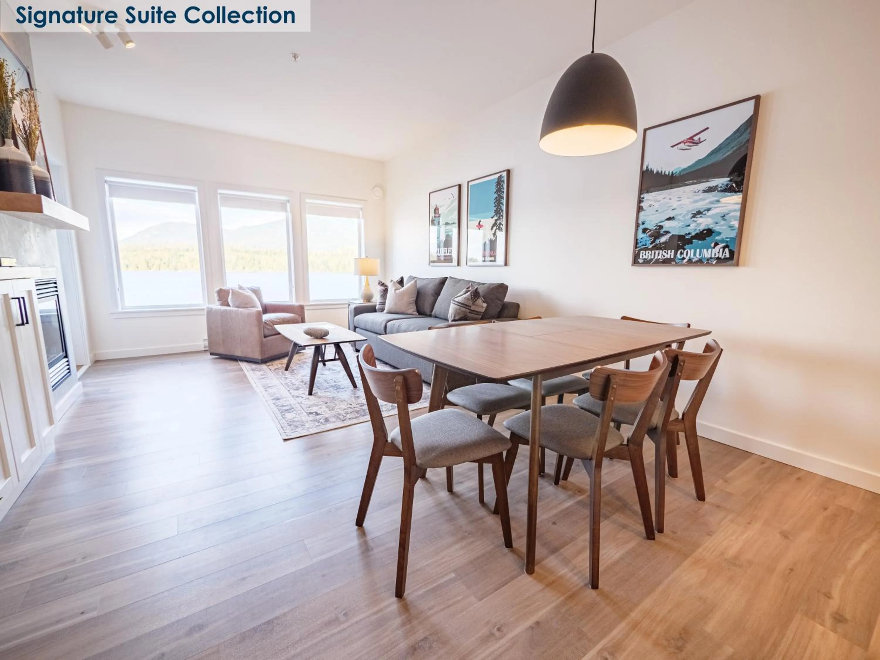 Living room in Waters Edge Shoreside Suites