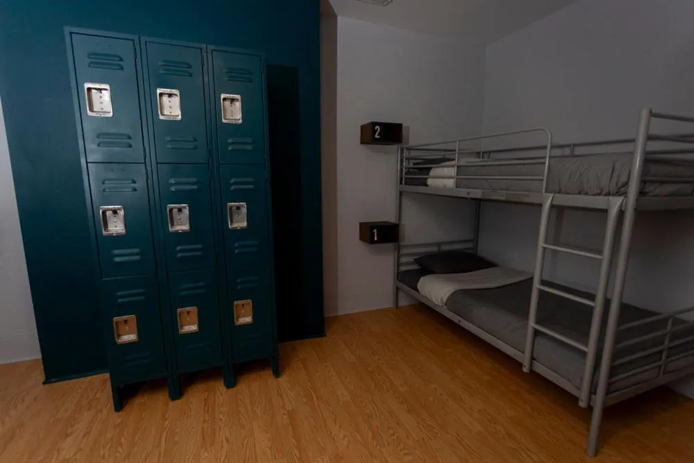 Bed in Chicago Parthenon Hostel