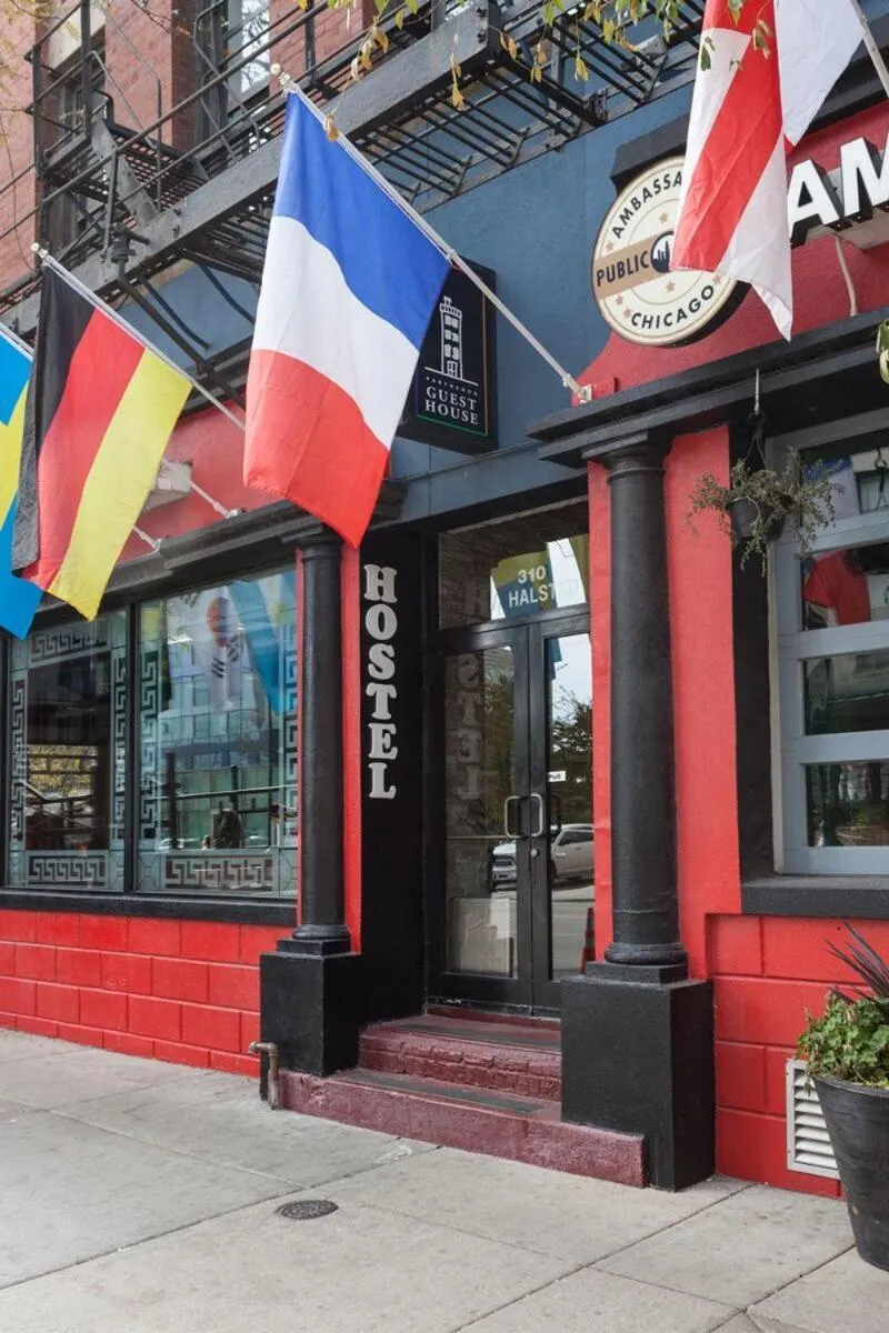 Property building in Chicago Parthenon Hostel