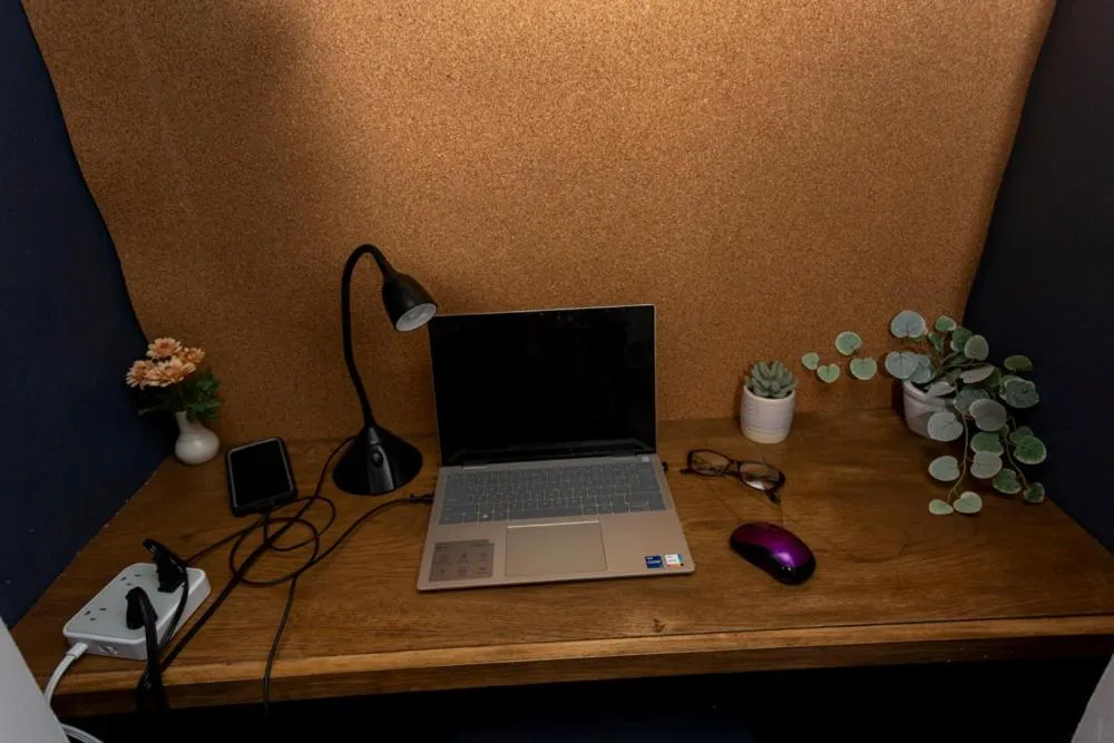 Chicago Parthenon Hostel