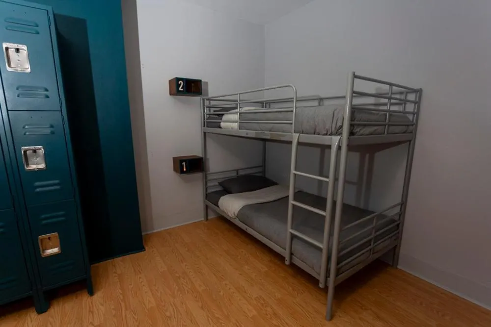 Bed in Chicago Parthenon Hostel