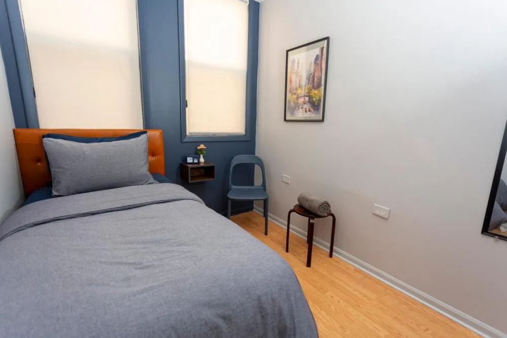 Bed in Chicago Parthenon Hostel