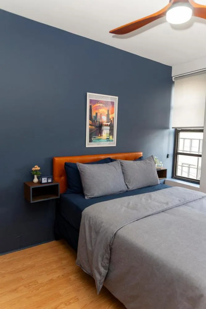 Bed in Chicago Parthenon Hostel