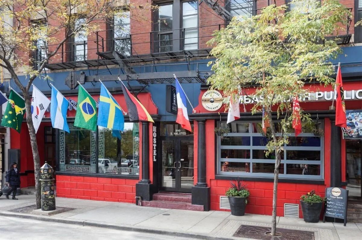 Property building in Chicago Parthenon Hostel