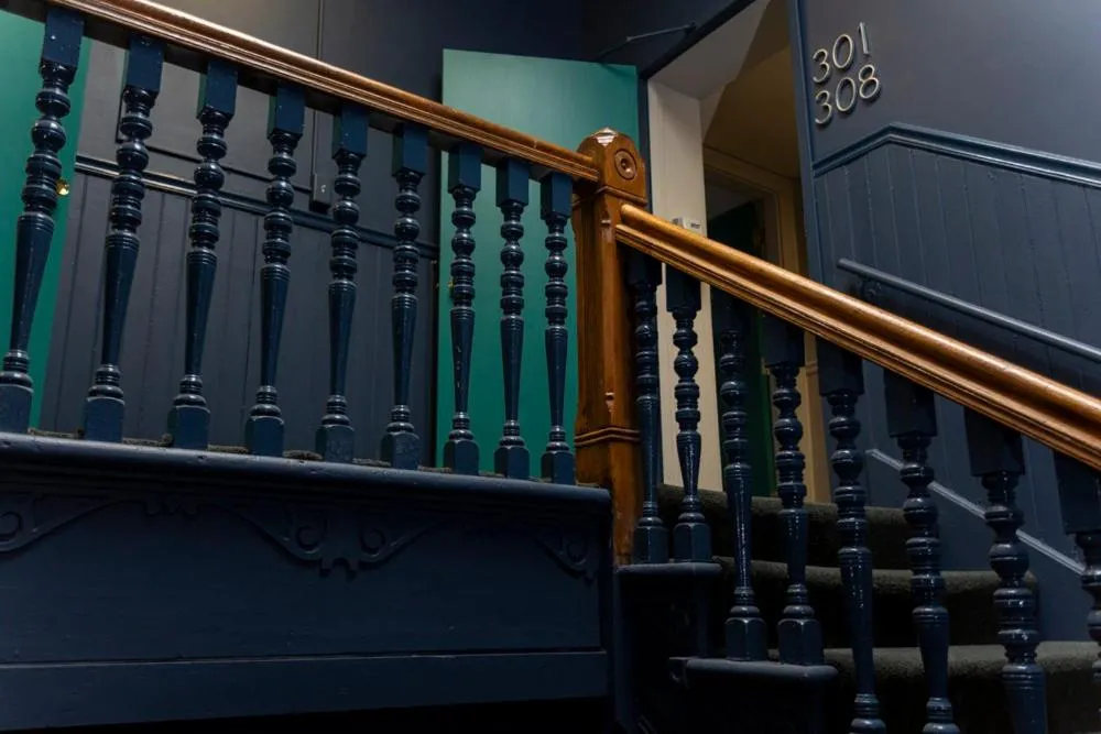 Chicago Parthenon Hostel