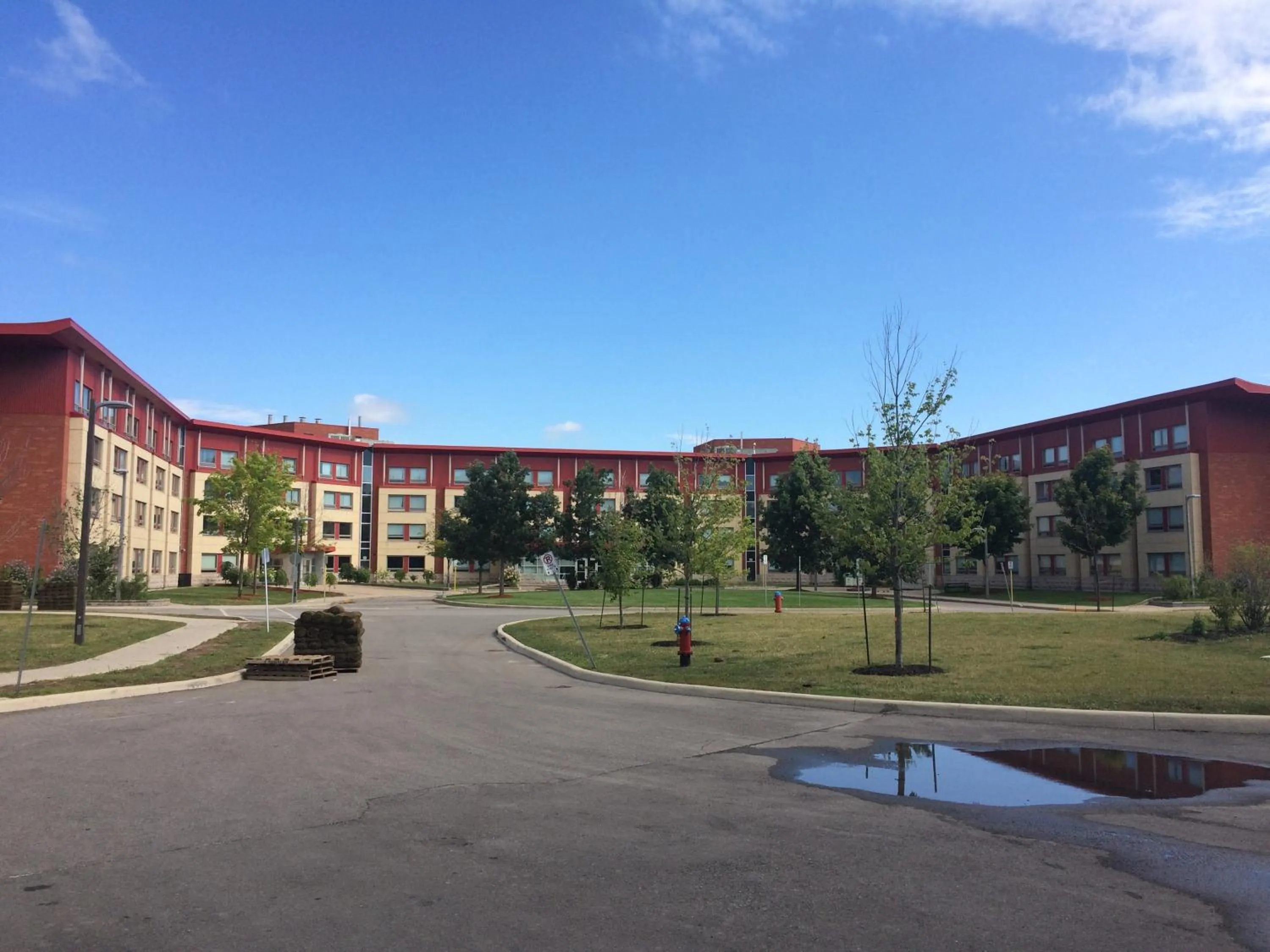 Property building in Residence & Conference Centre - Oakville