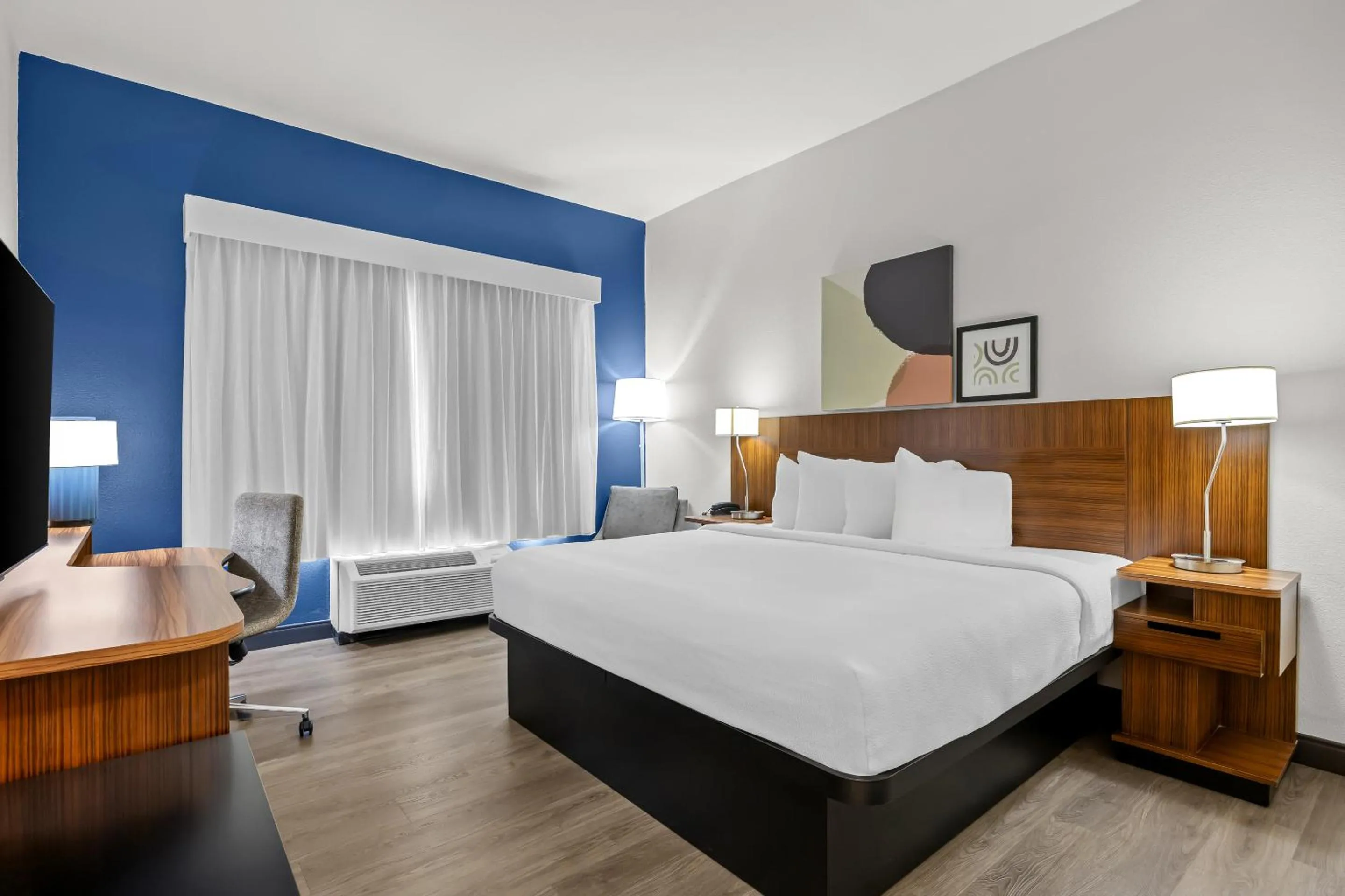 Bedroom, Bed in Spark by Hilton Macon North